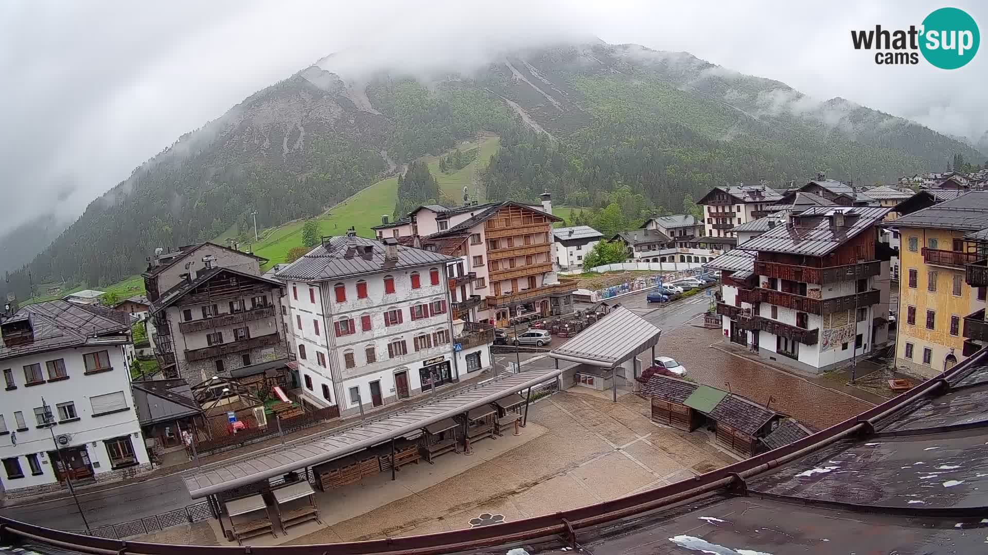 Hauptplatz von Forni di Sopra