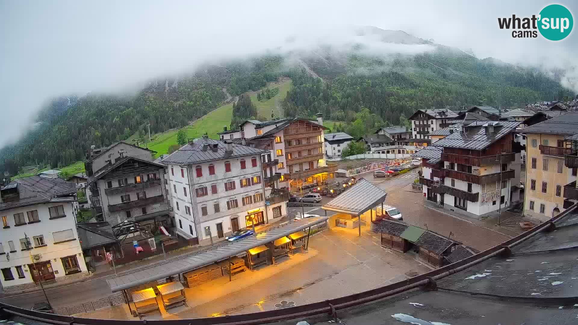 Hauptplatz von Forni di Sopra