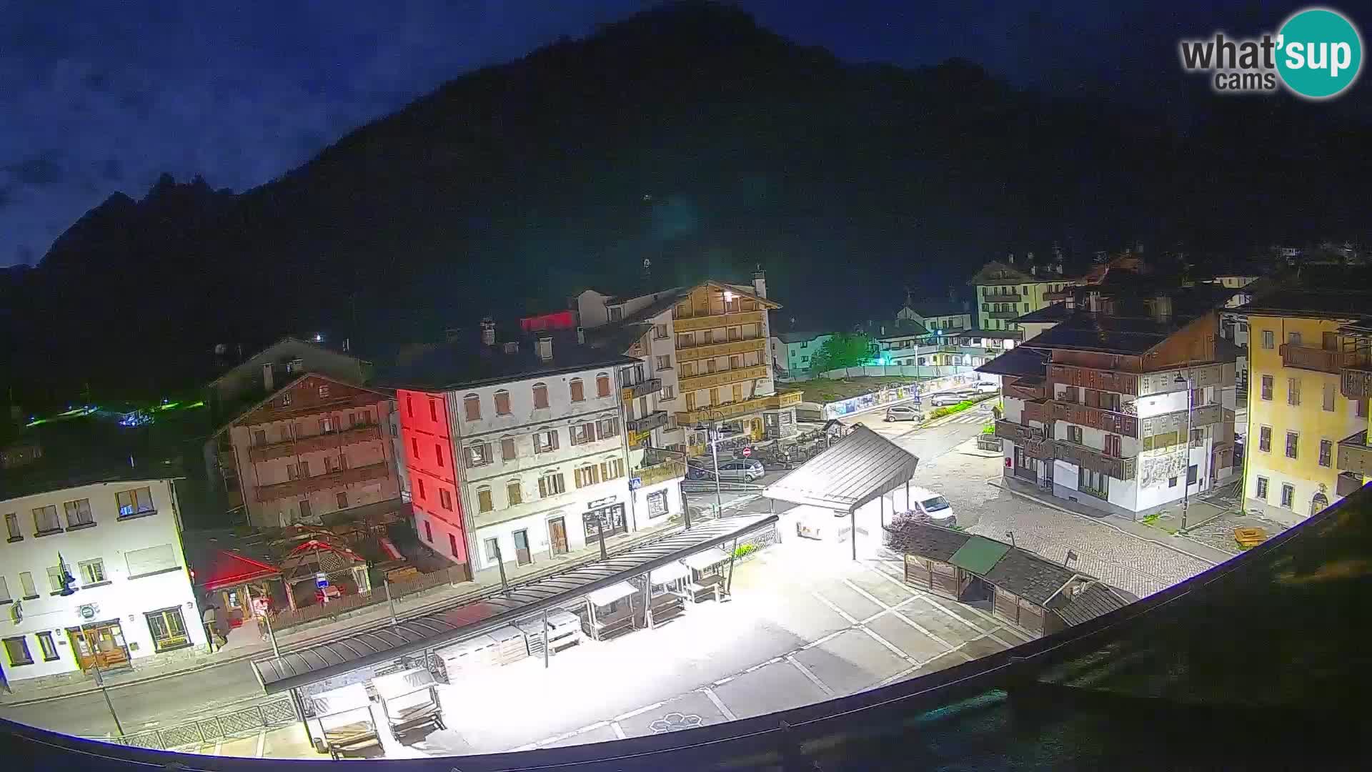 Hauptplatz von Forni di Sopra