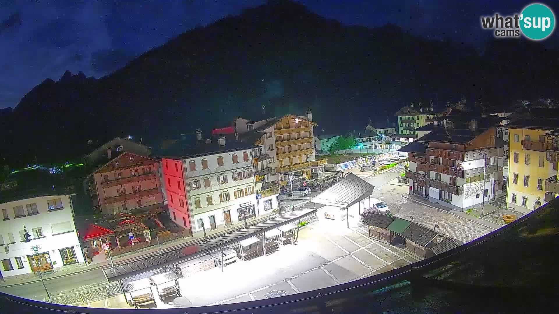 Hauptplatz von Forni di Sopra