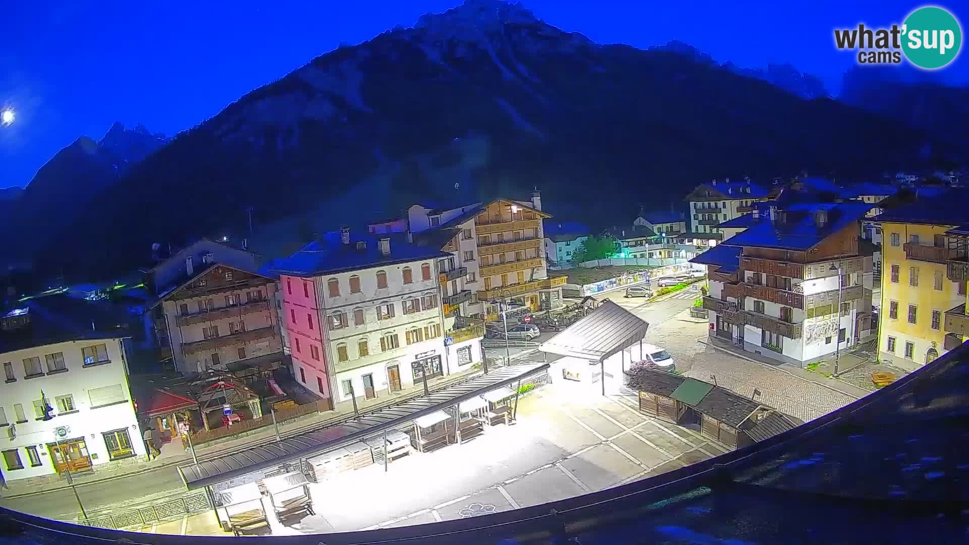 Hauptplatz von Forni di Sopra
