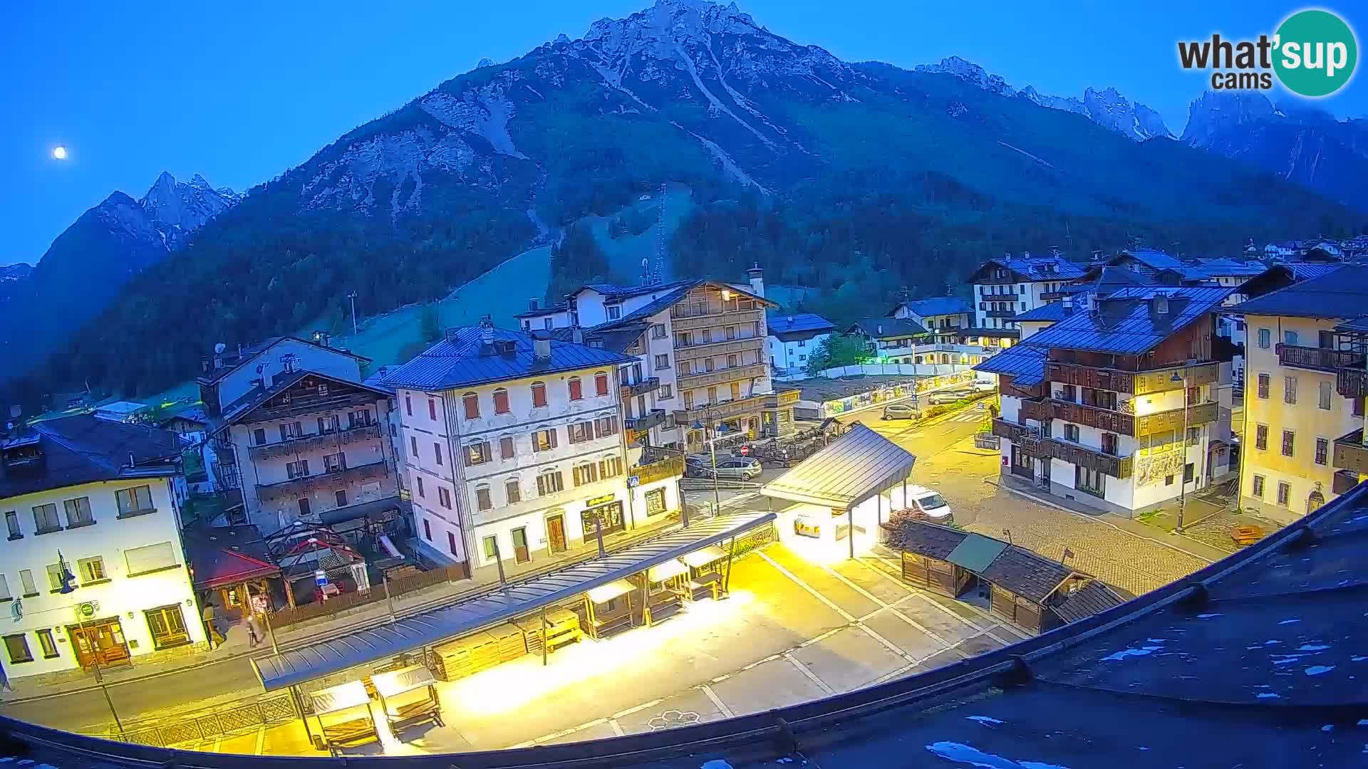 Hauptplatz von Forni di Sopra