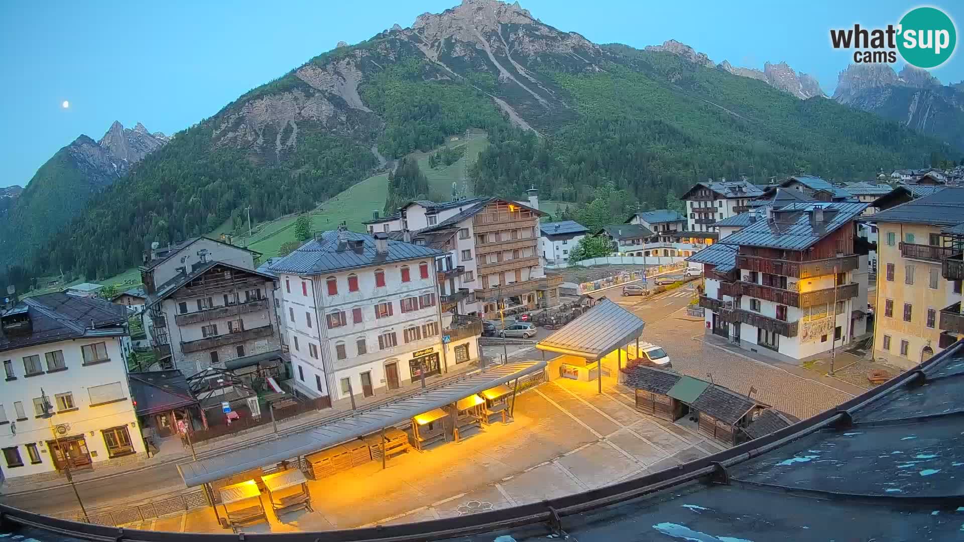 Plaza principal de Forni di Sopra
