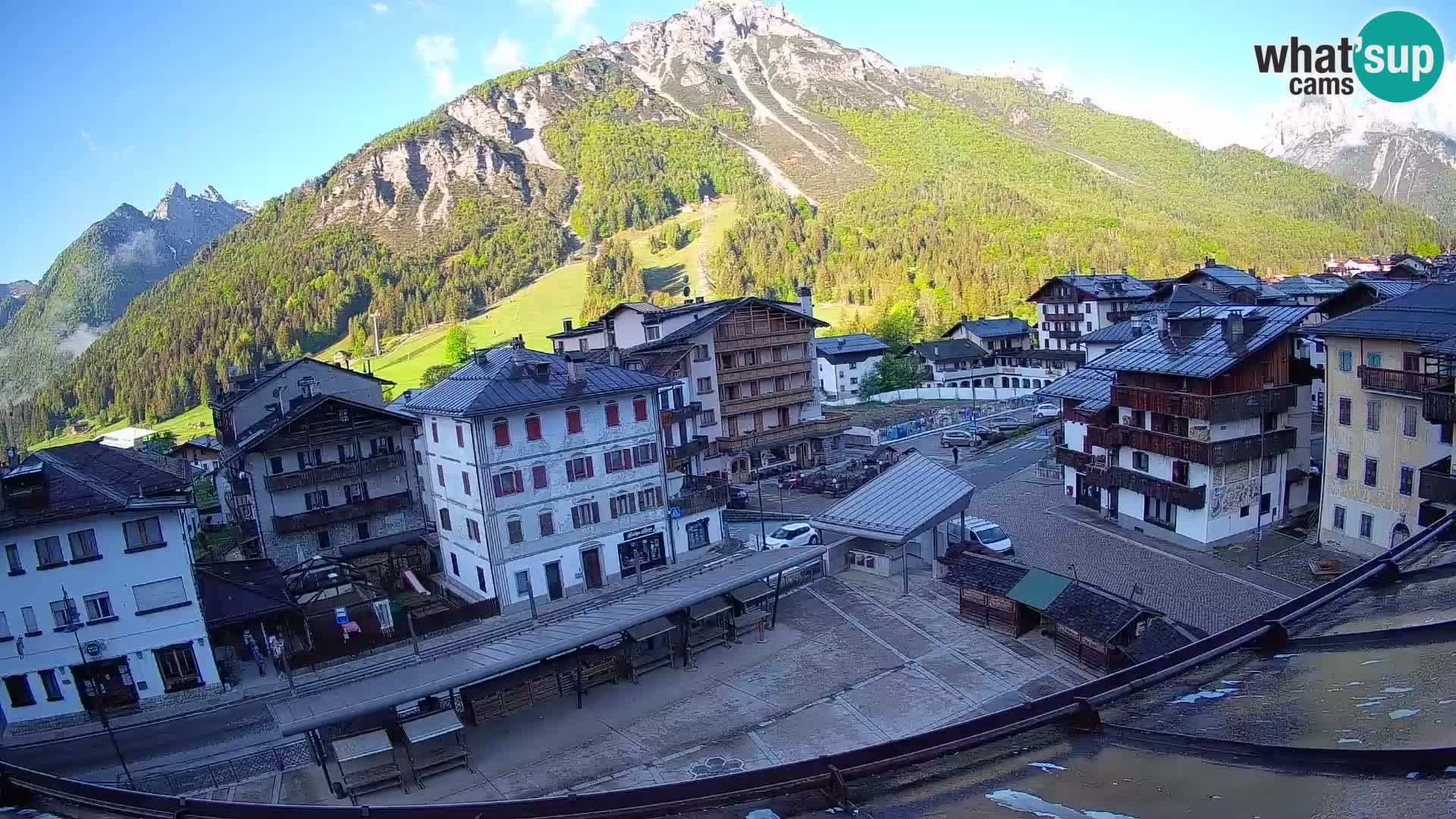 Hauptplatz von Forni di Sopra