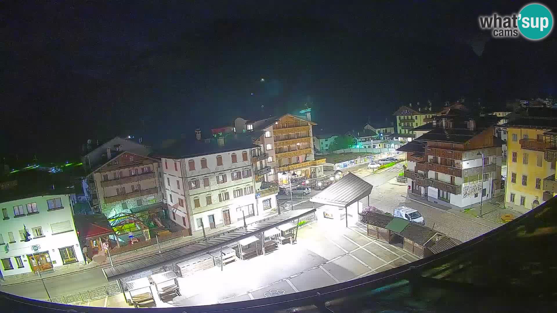 Plaza principal de Forni di Sopra