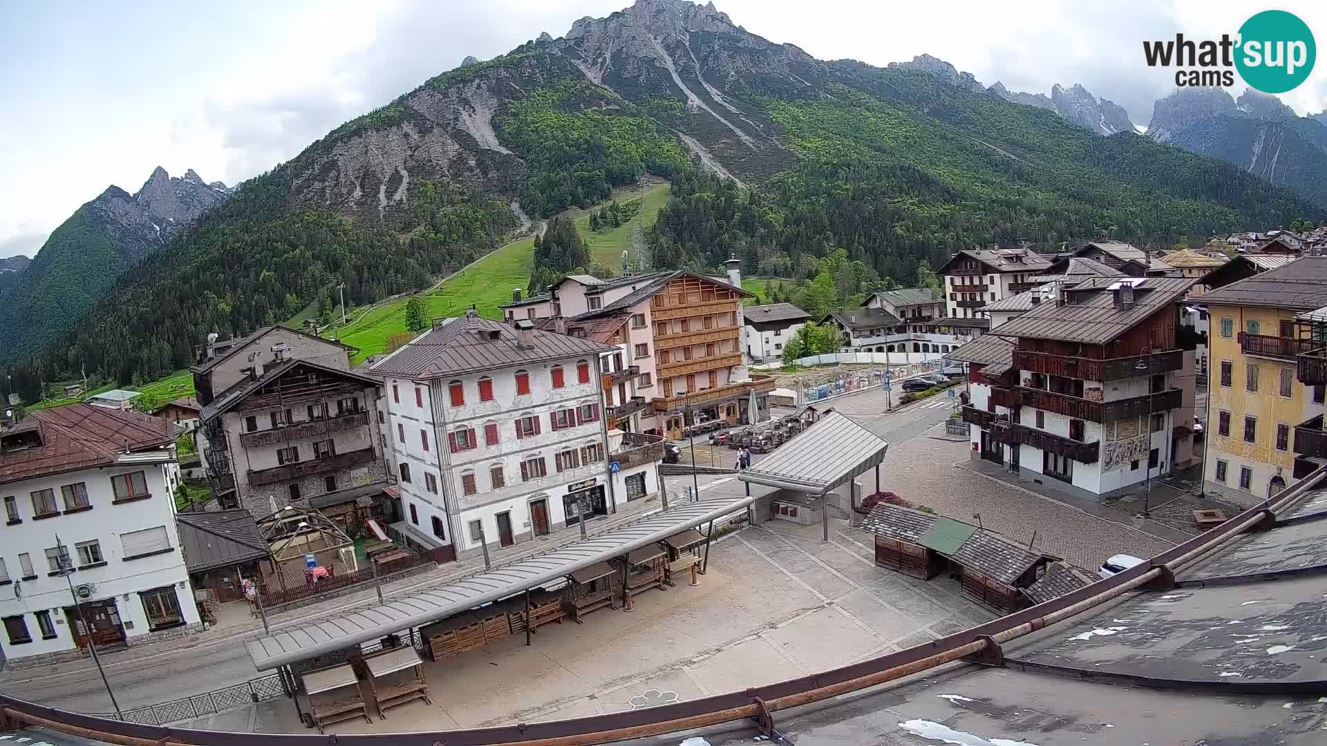 Hauptplatz von Forni di Sopra