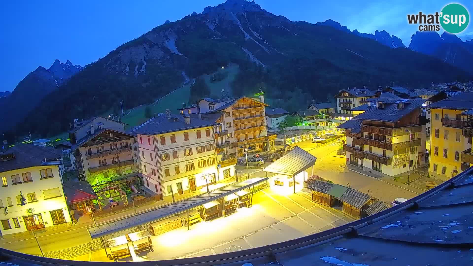 Hauptplatz von Forni di Sopra