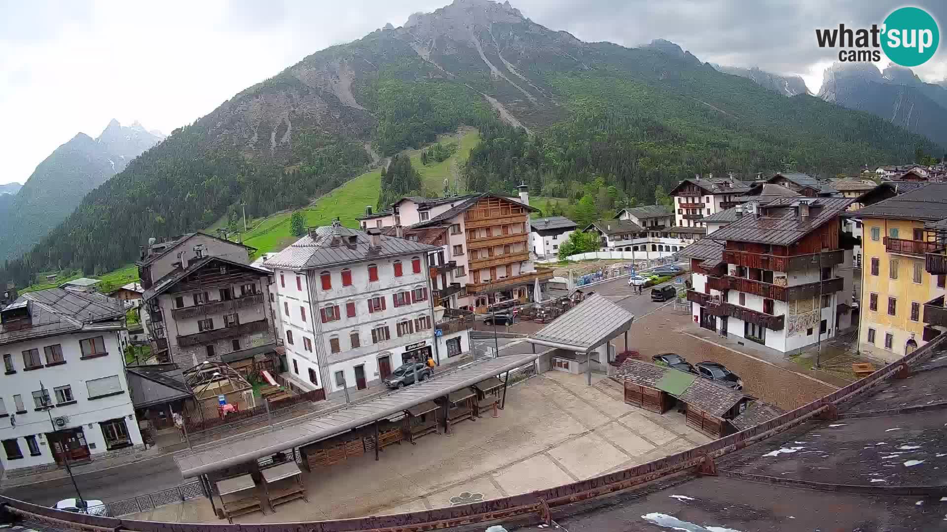 Hauptplatz von Forni di Sopra