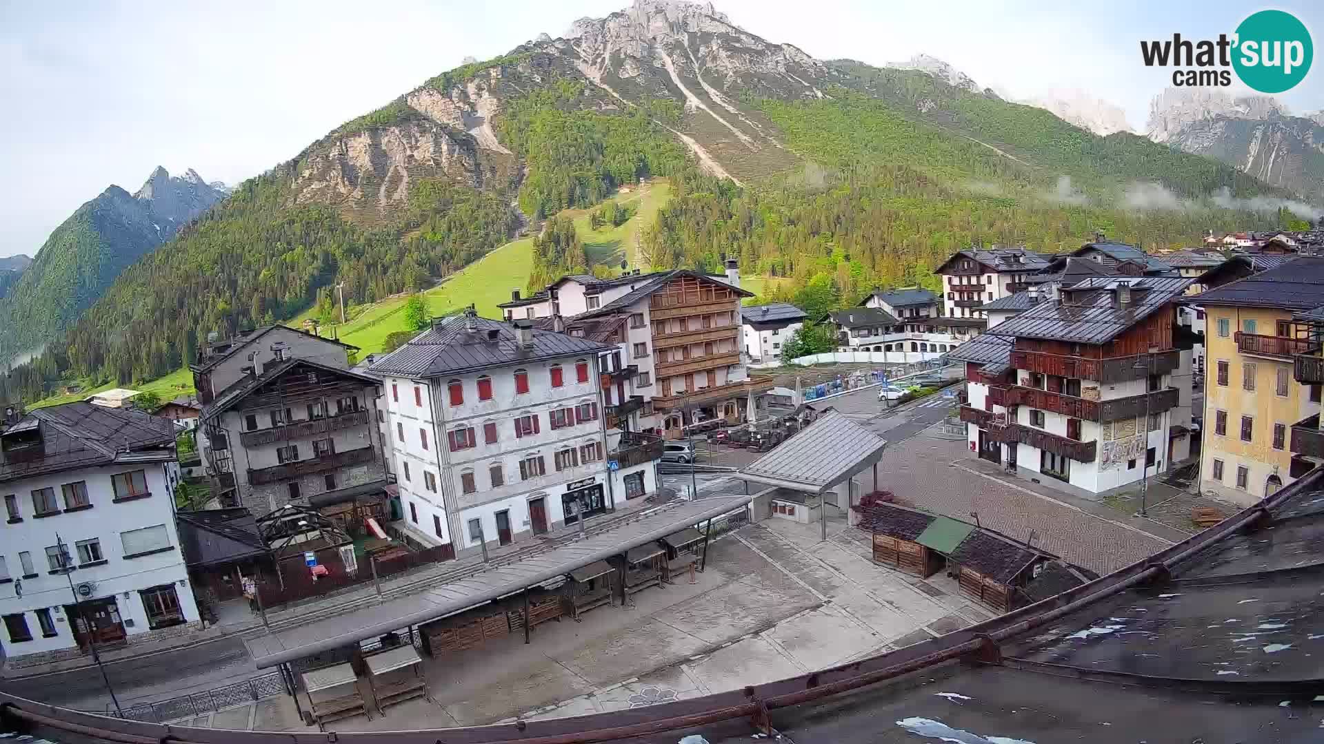 Hauptplatz von Forni di Sopra