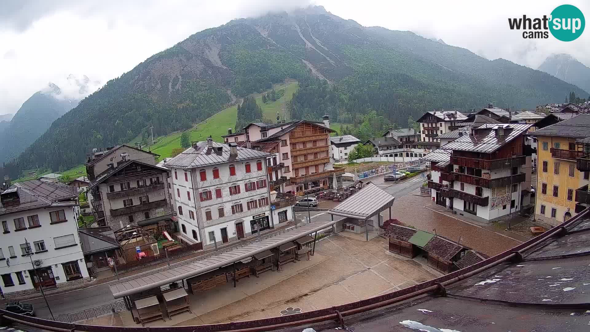 Hauptplatz von Forni di Sopra