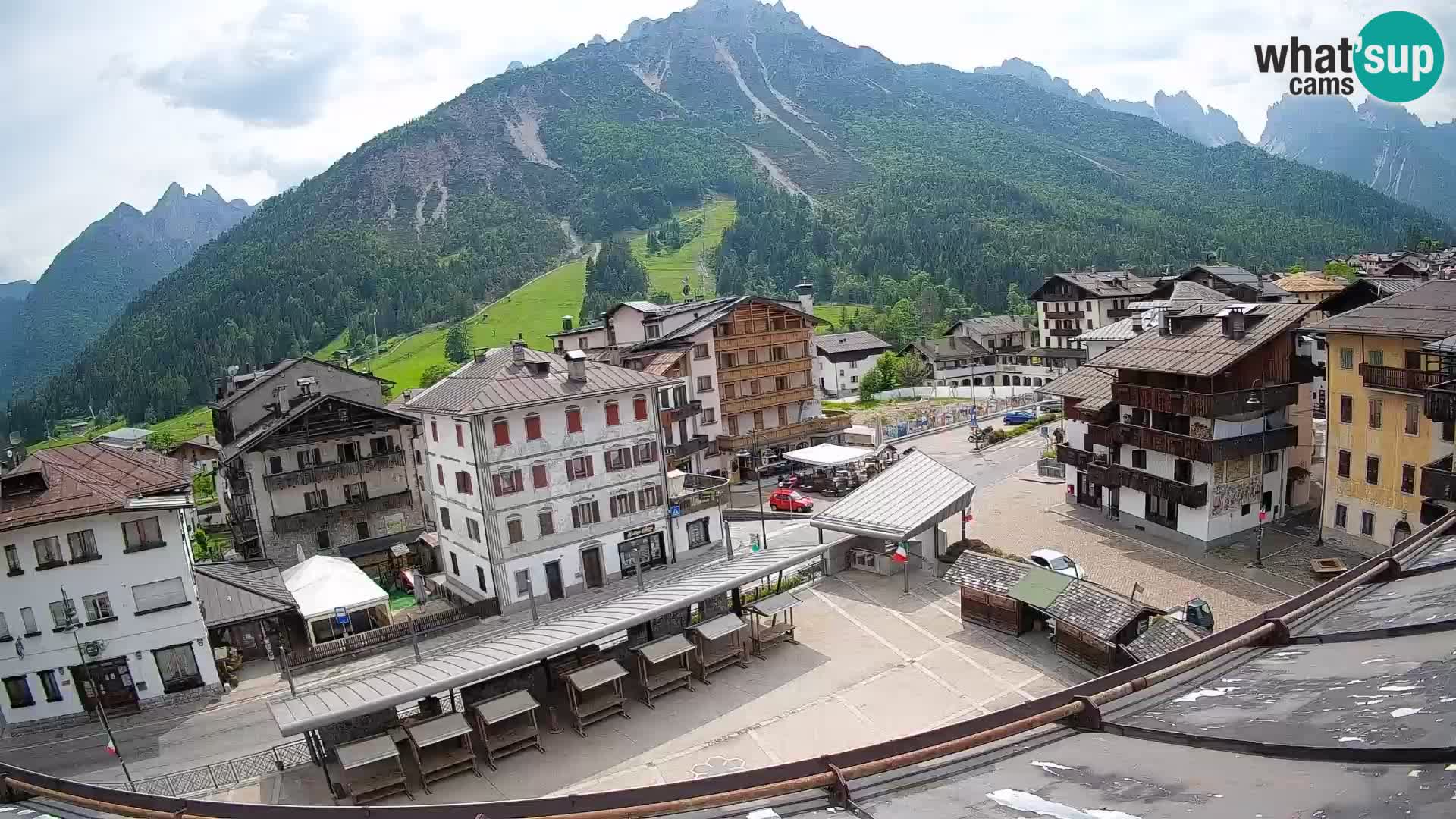 Hauptplatz von Forni di Sopra