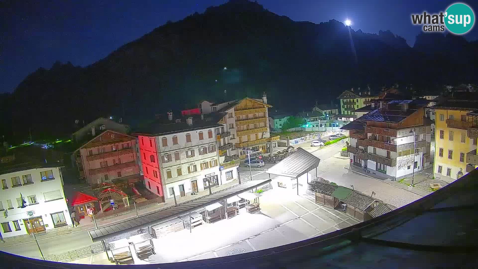 Hauptplatz von Forni di Sopra