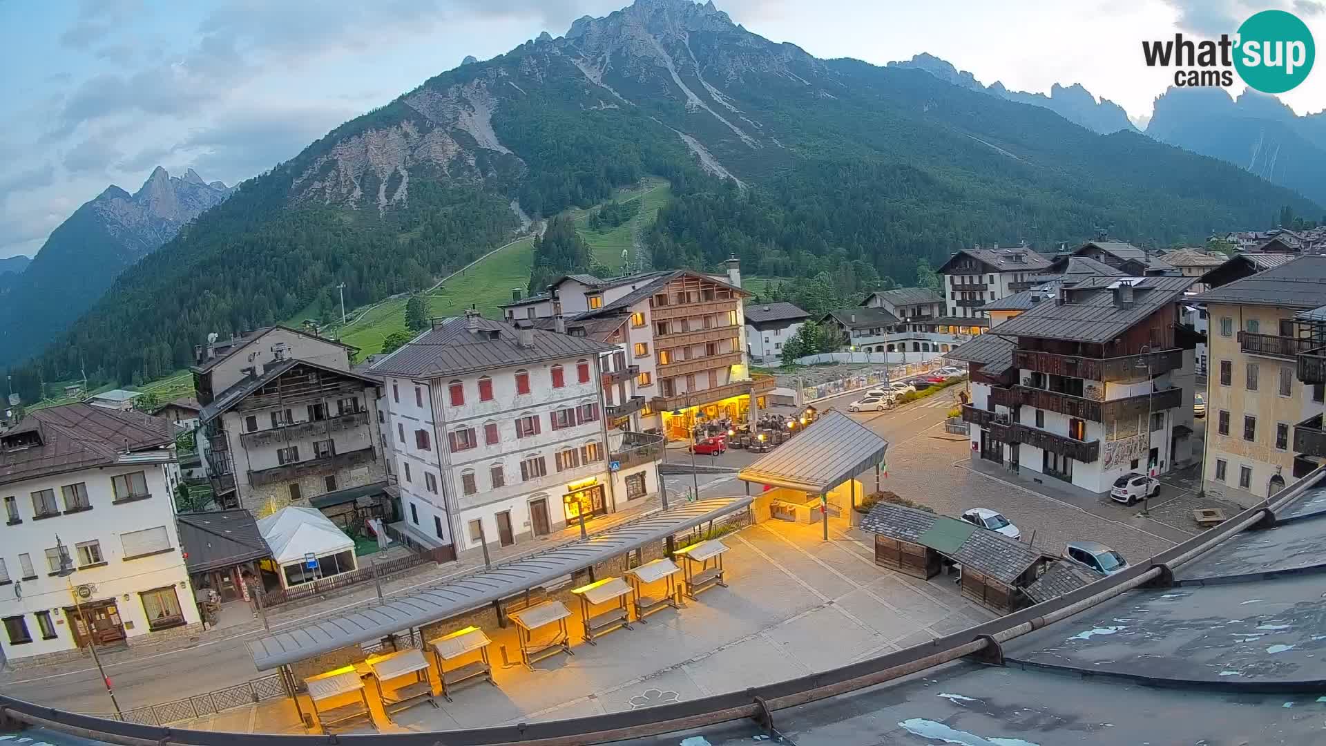 Hauptplatz von Forni di Sopra