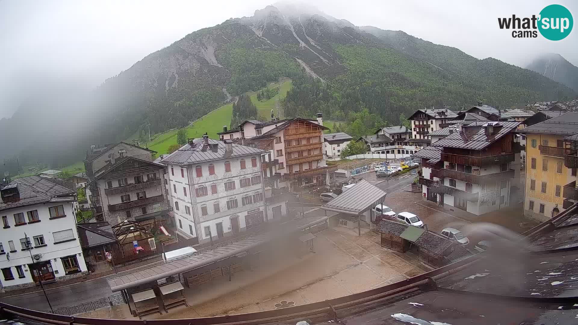 Hauptplatz von Forni di Sopra