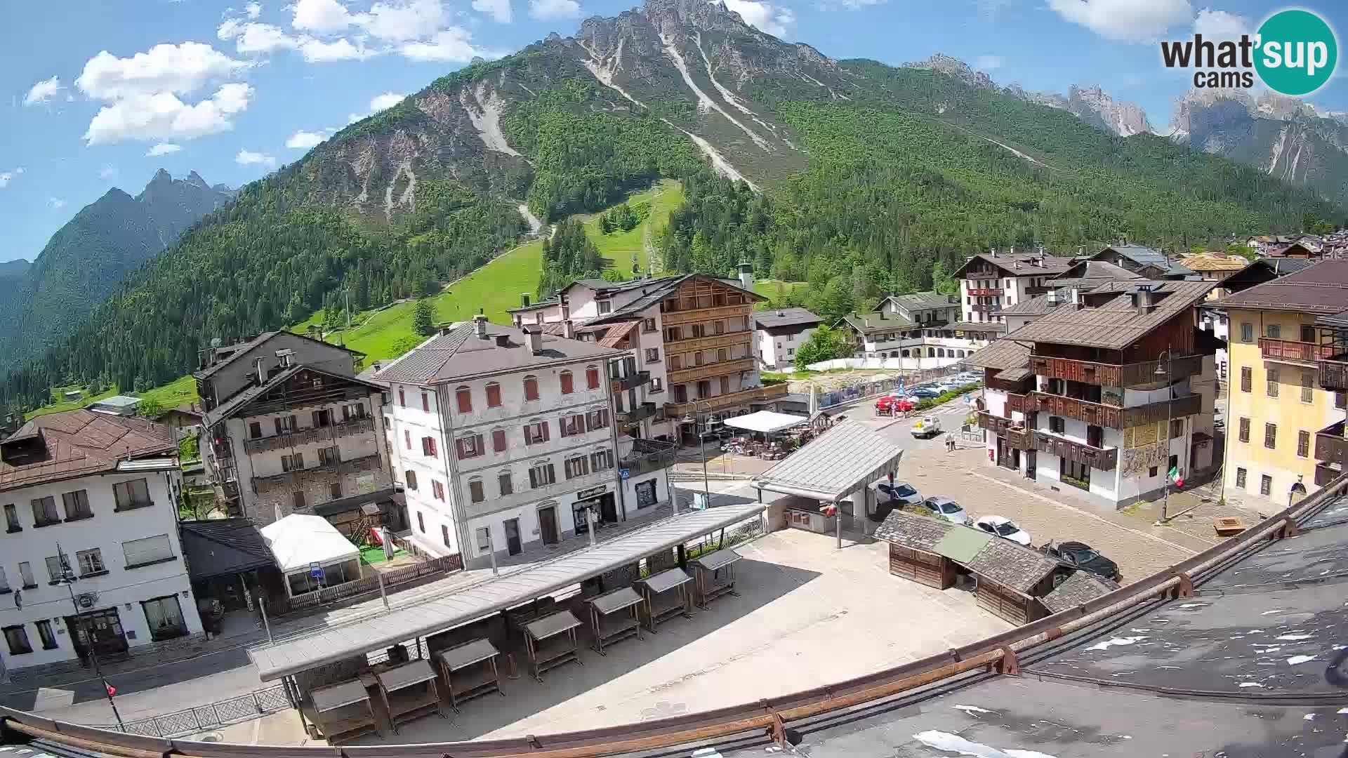 Hauptplatz von Forni di Sopra