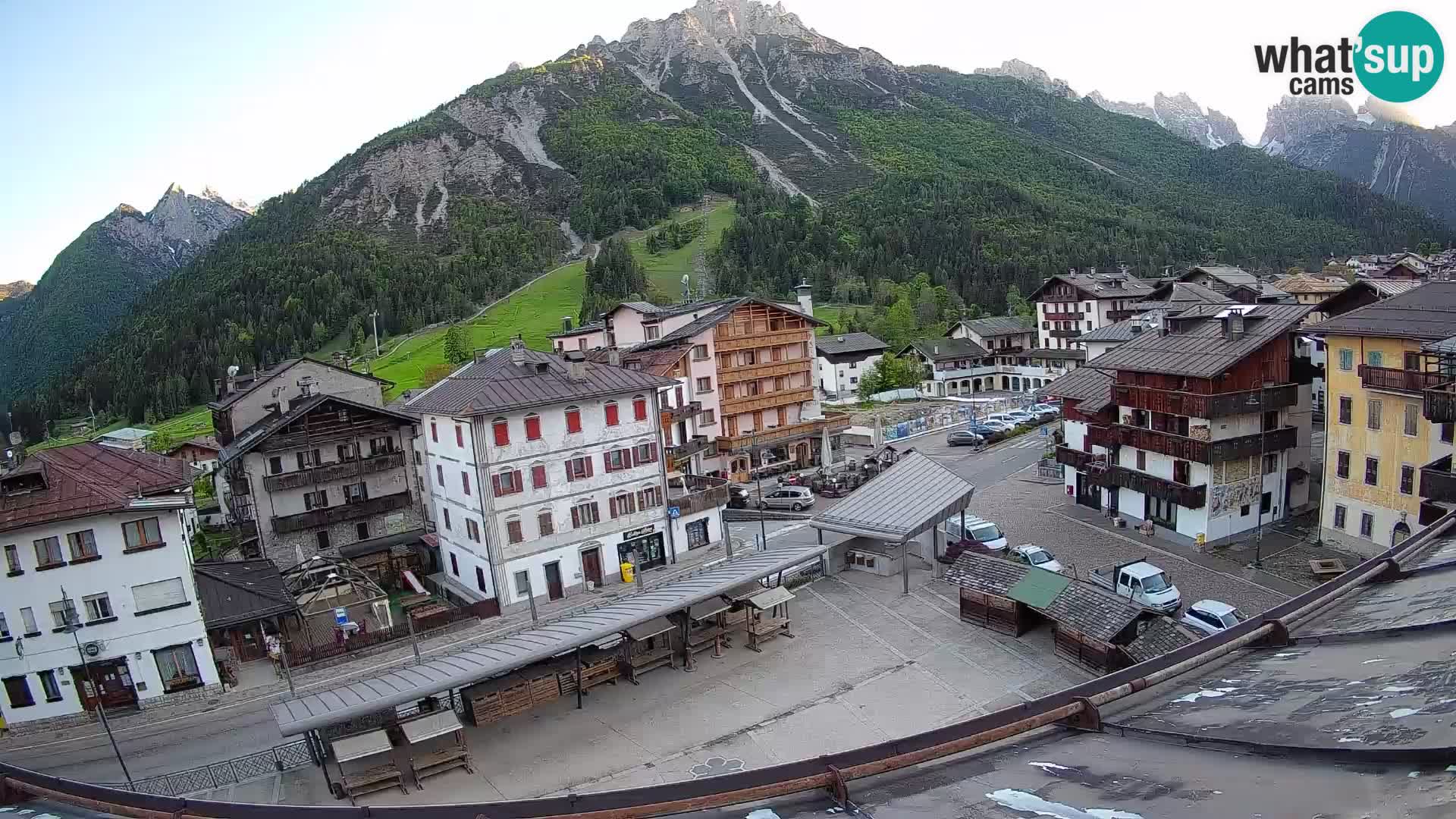 Hauptplatz von Forni di Sopra