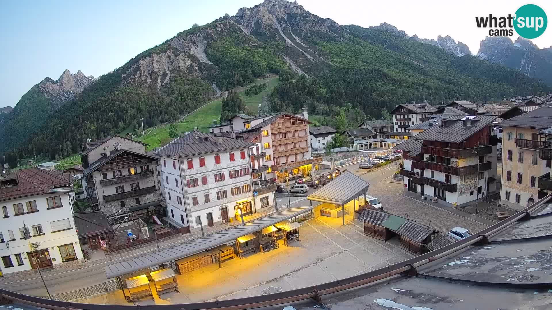 Hauptplatz von Forni di Sopra