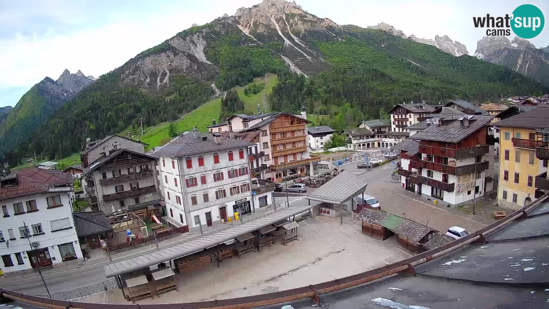 Hauptplatz von Forni di Sopra