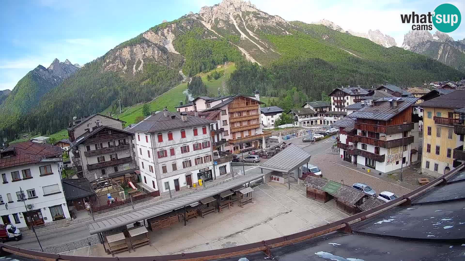 Hauptplatz von Forni di Sopra