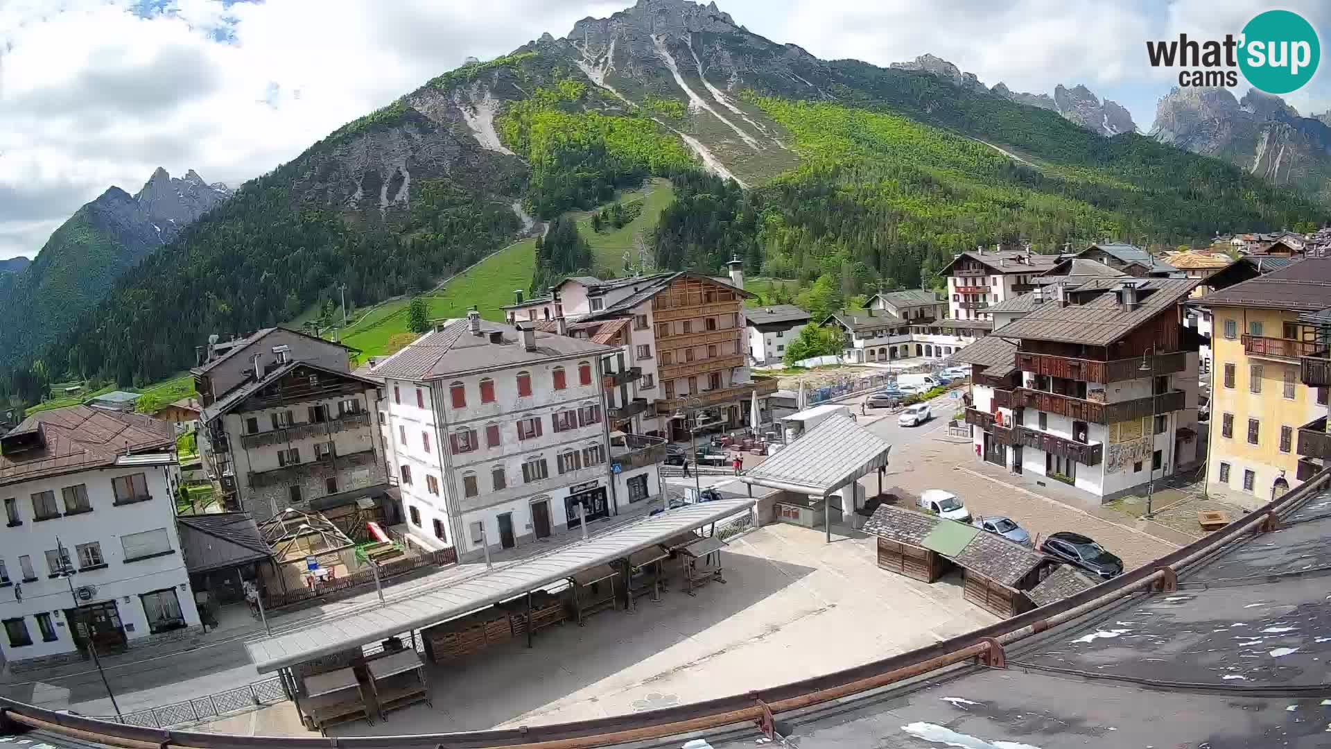 Hauptplatz von Forni di Sopra