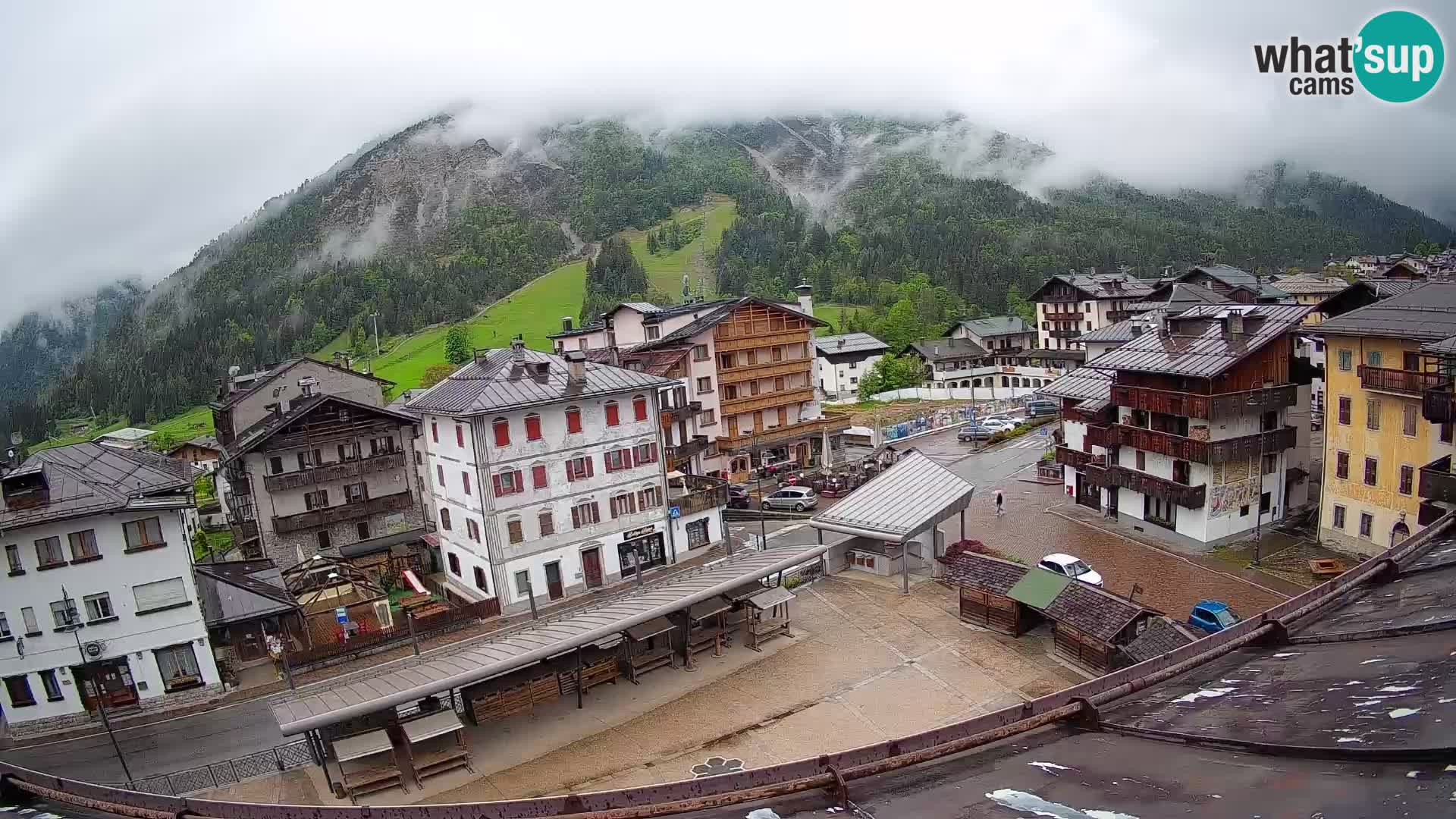 Hauptplatz von Forni di Sopra