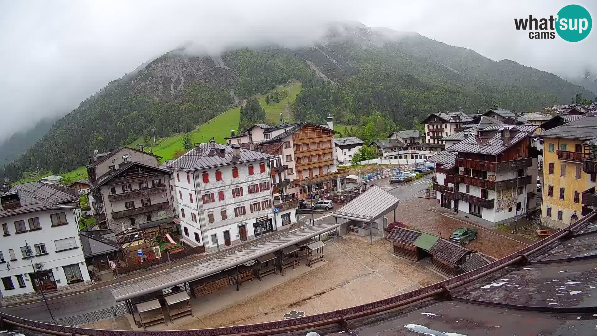 Hauptplatz von Forni di Sopra