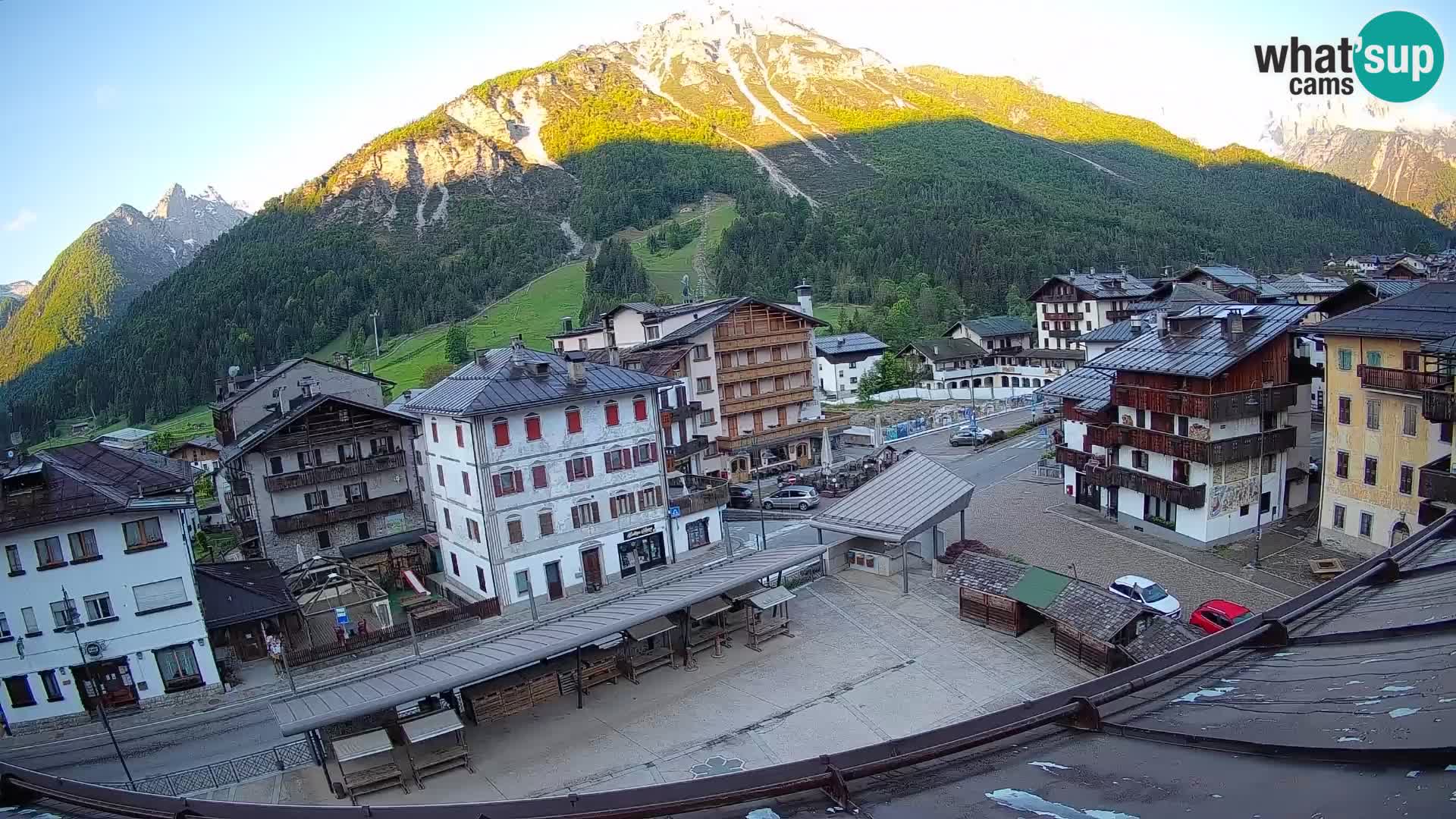 Hauptplatz von Forni di Sopra