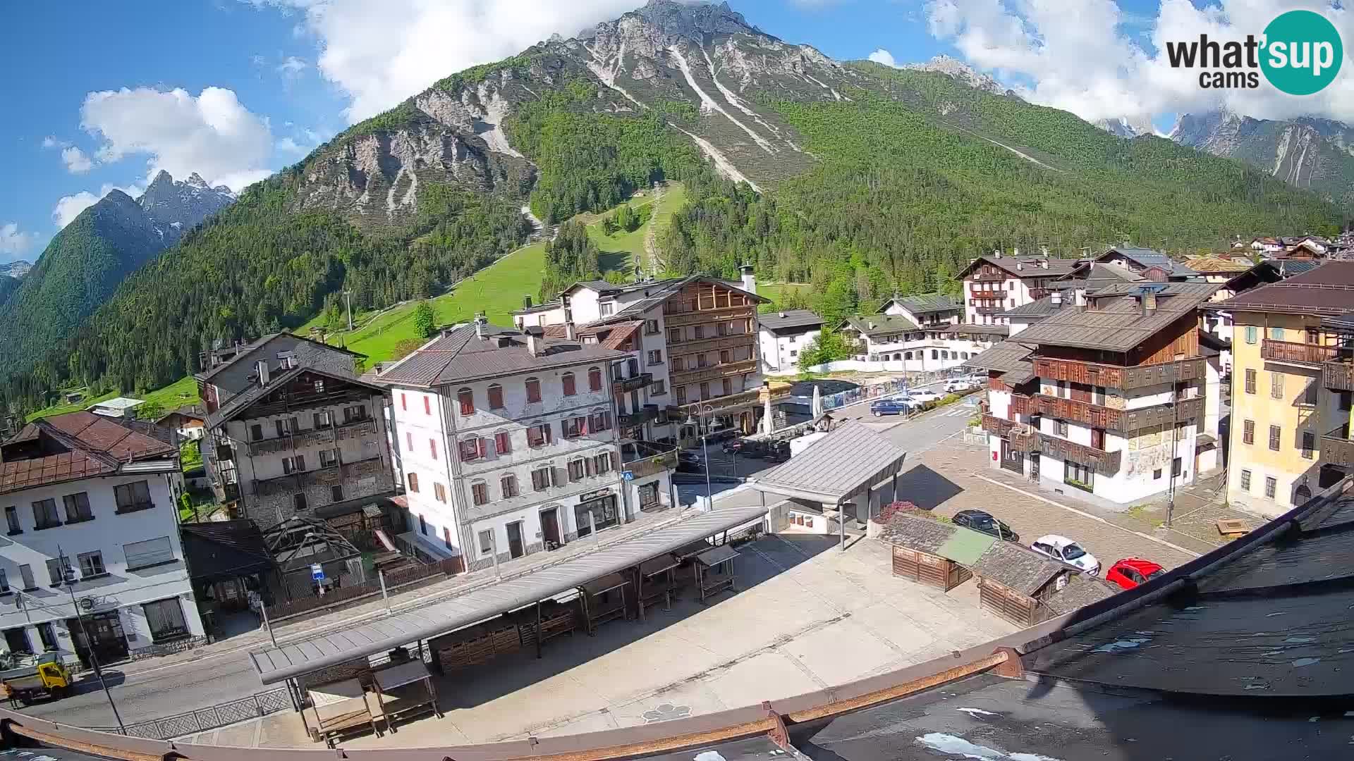 Hauptplatz von Forni di Sopra