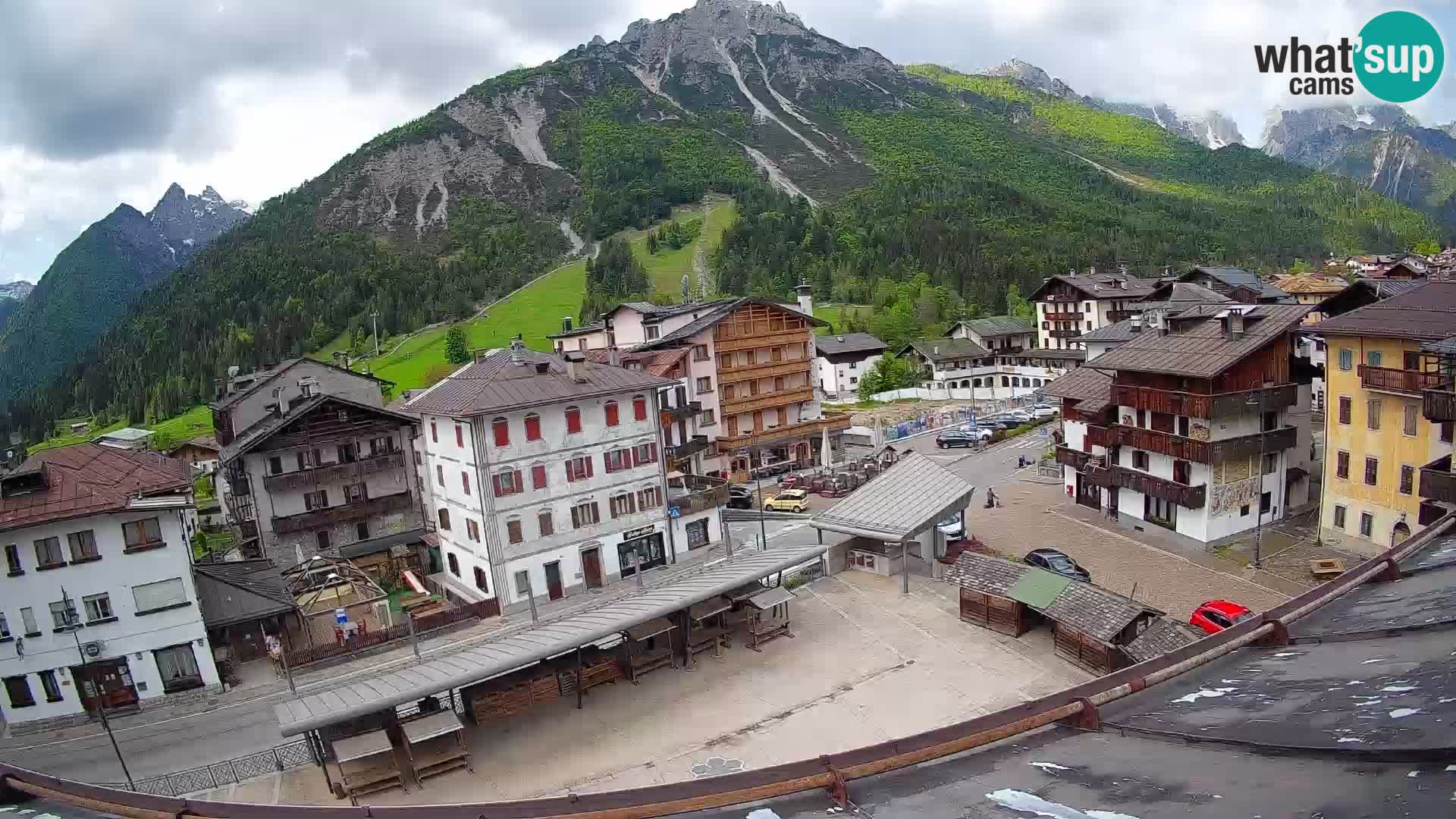 Hauptplatz von Forni di Sopra