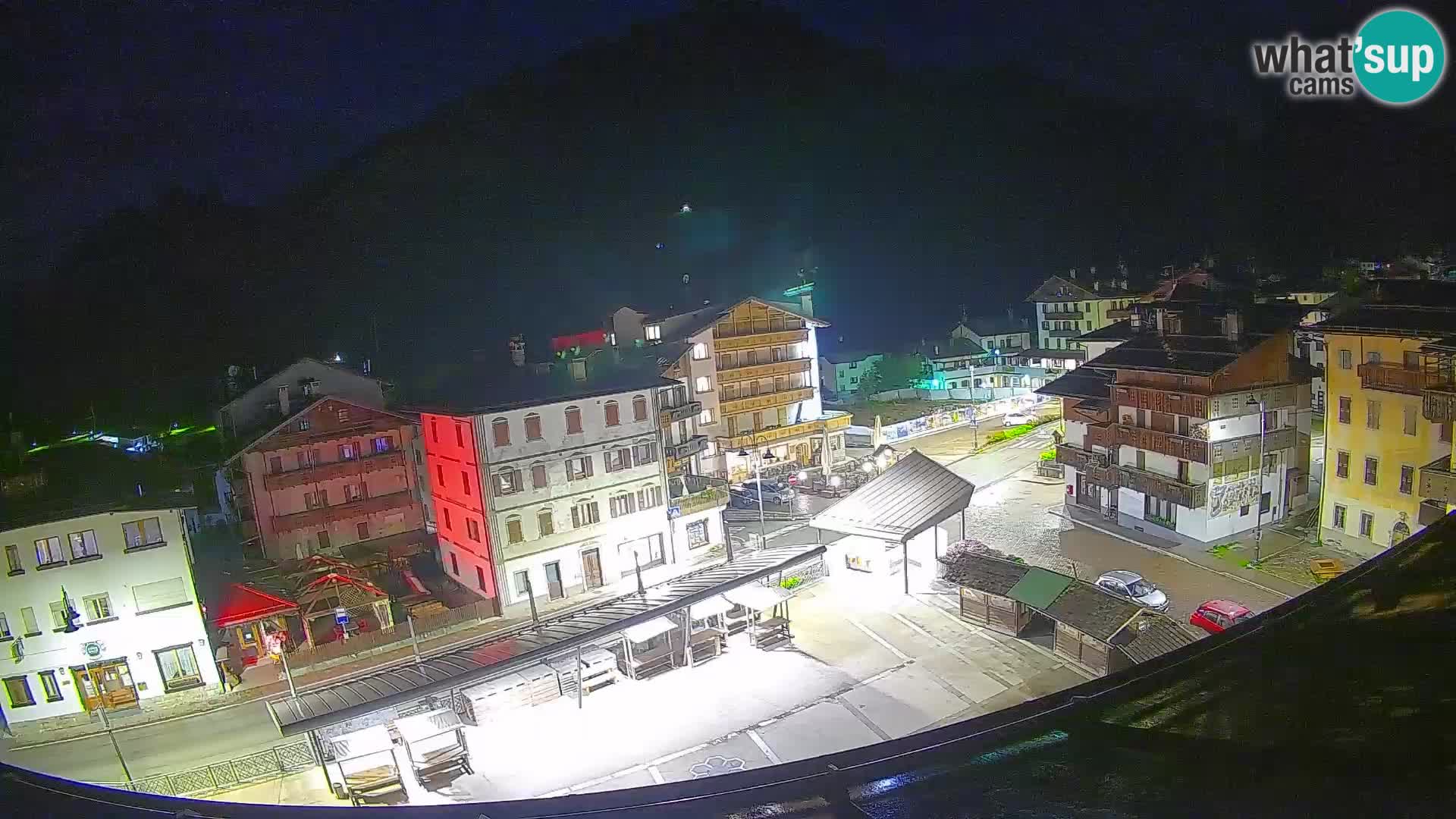 Hauptplatz von Forni di Sopra