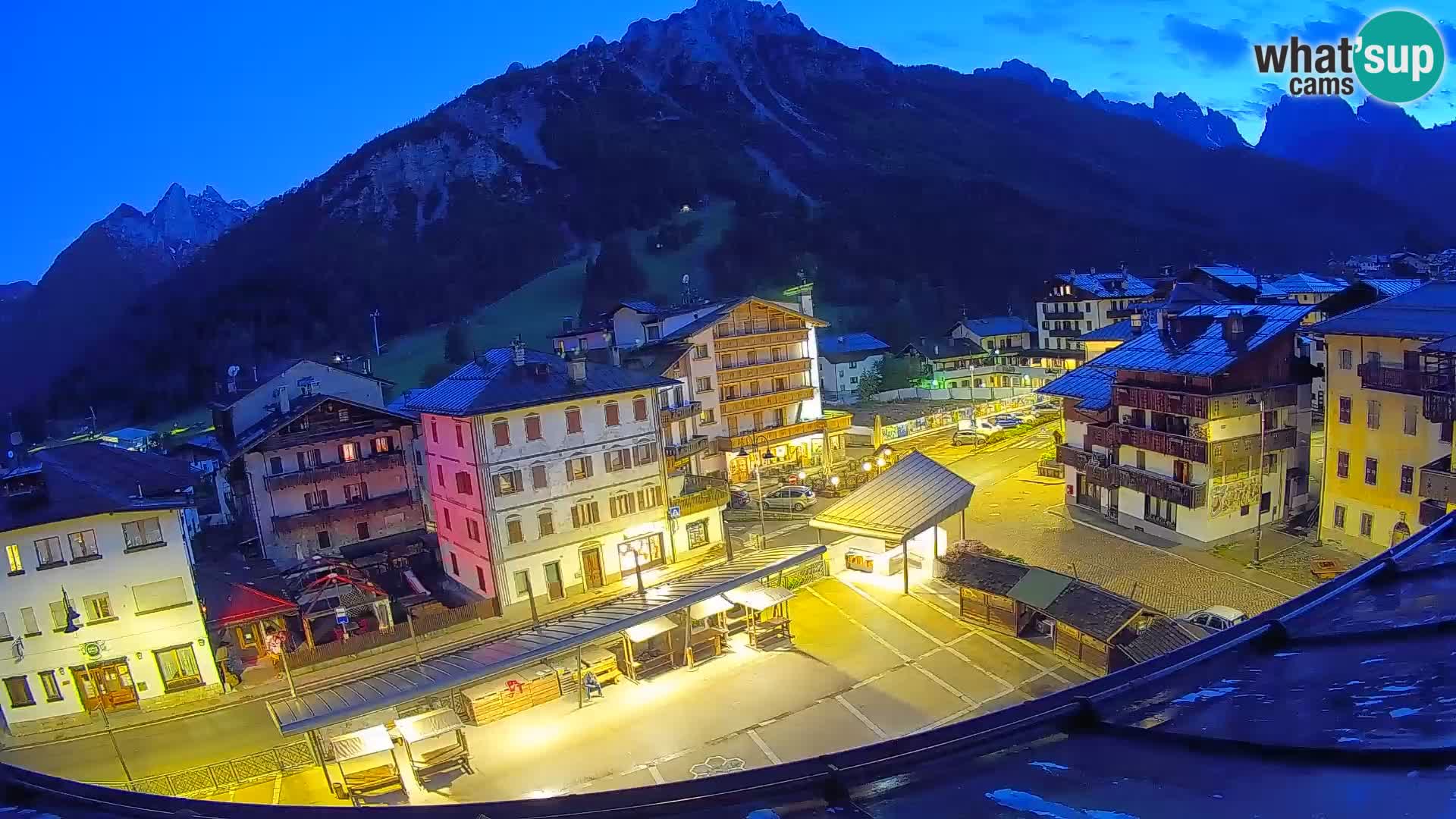 Hauptplatz von Forni di Sopra