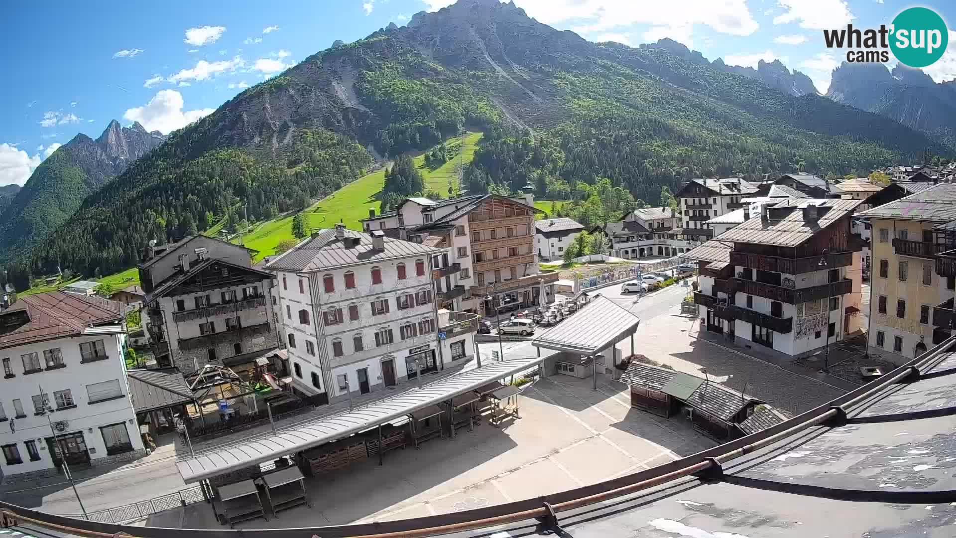 Hauptplatz von Forni di Sopra