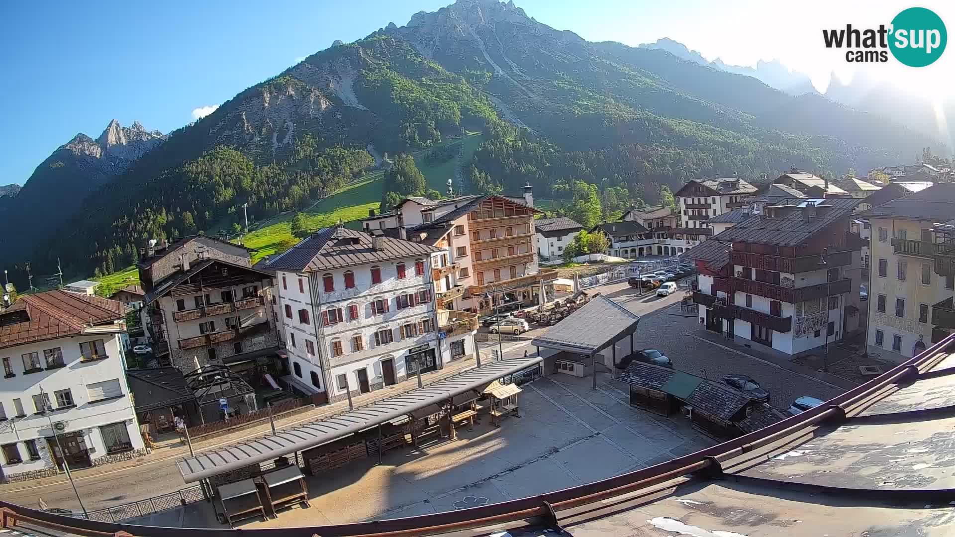Plaza principal de Forni di Sopra