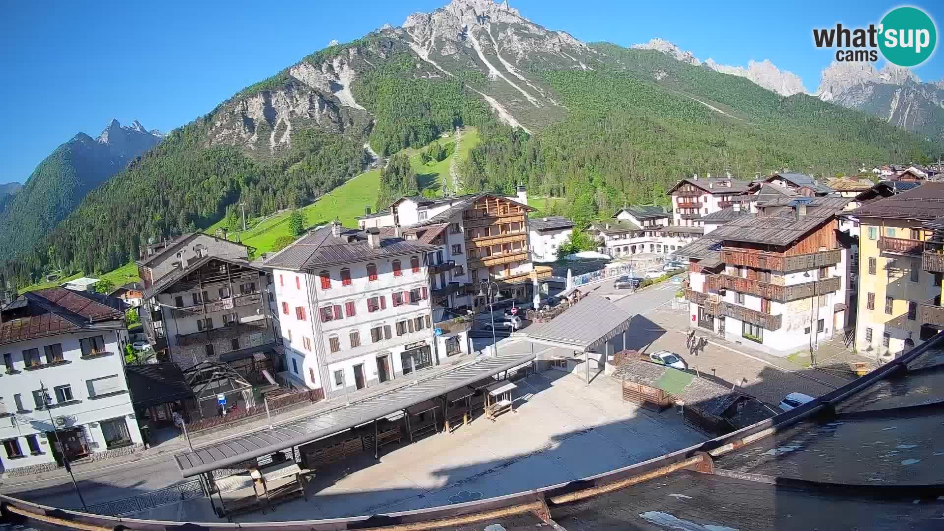 Hauptplatz von Forni di Sopra