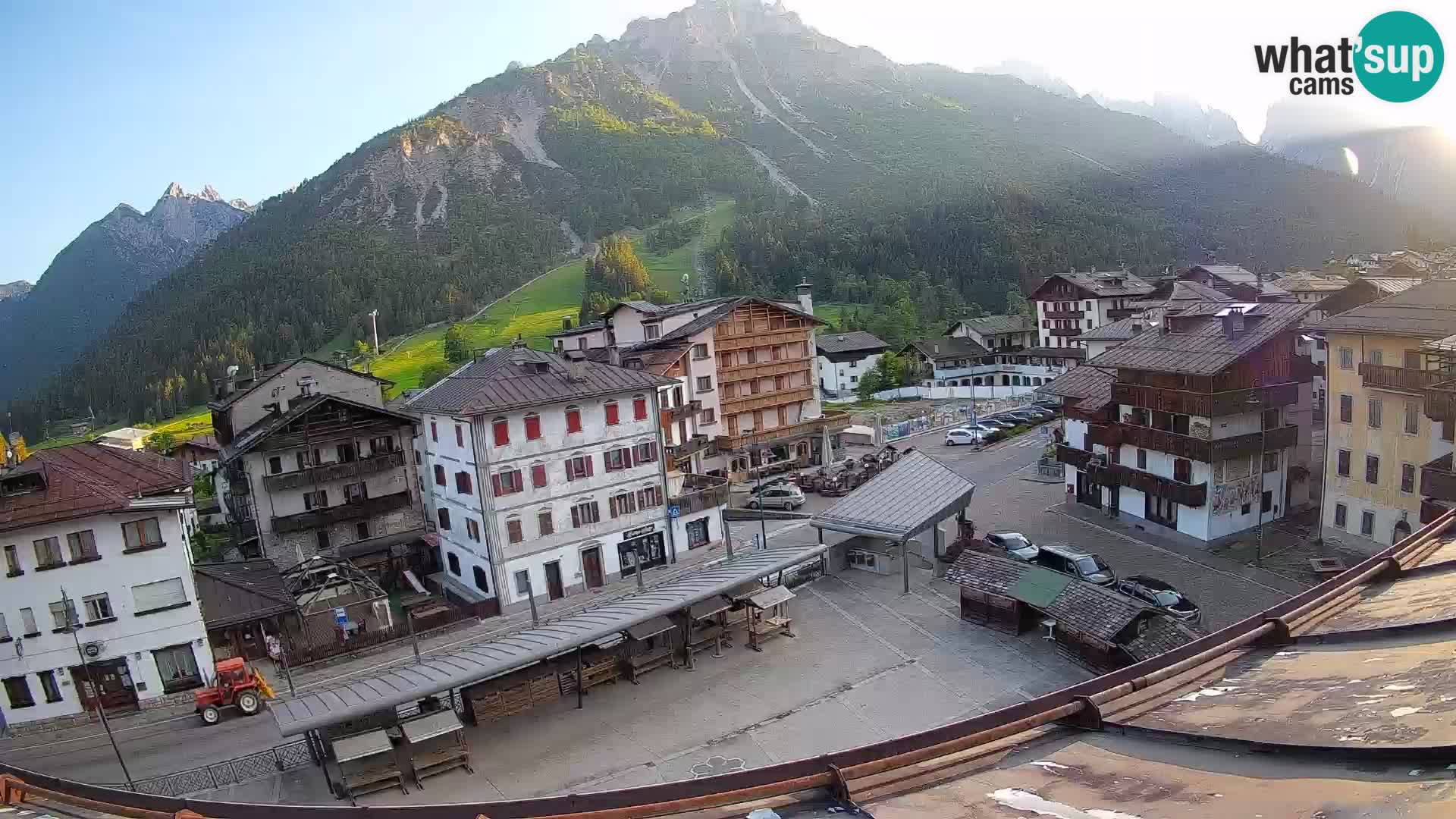 Hauptplatz von Forni di Sopra
