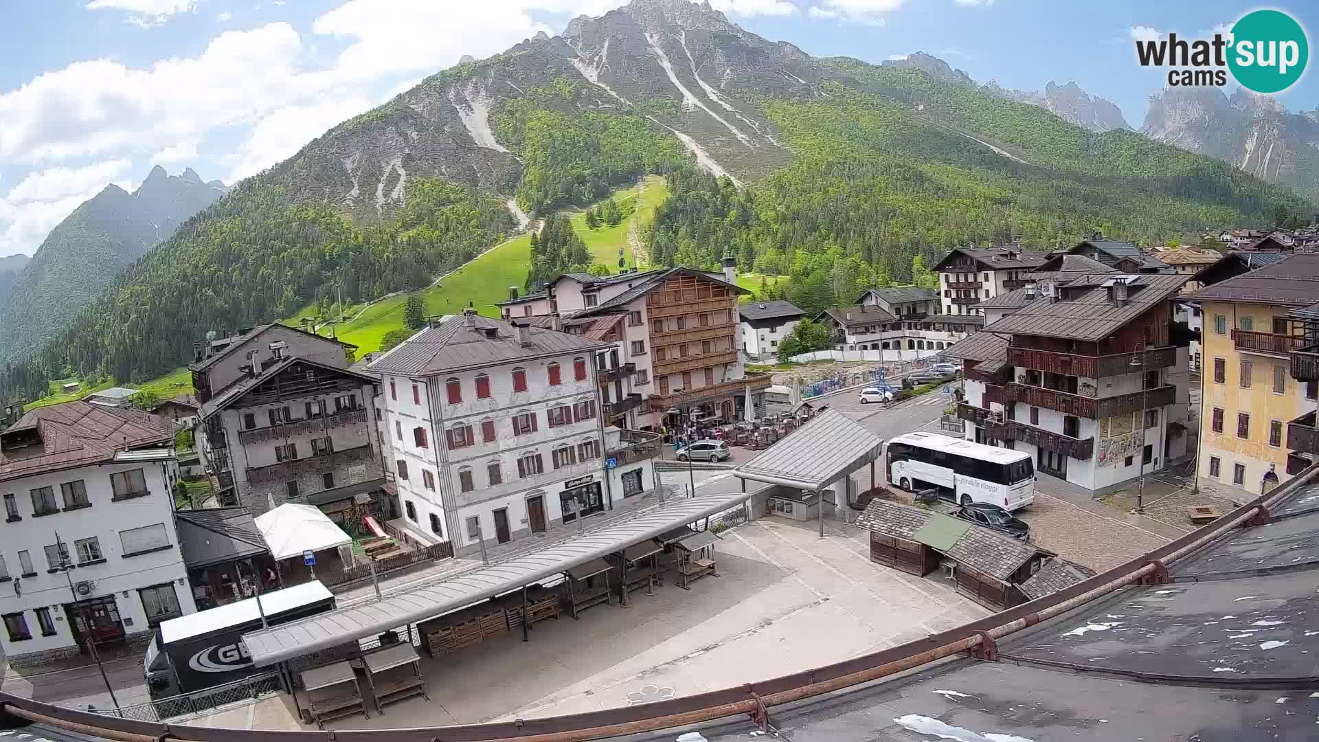 Hauptplatz von Forni di Sopra