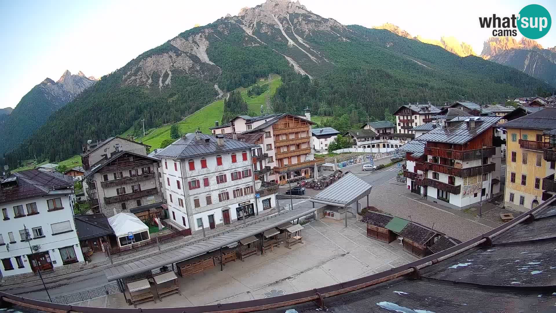 Hauptplatz von Forni di Sopra