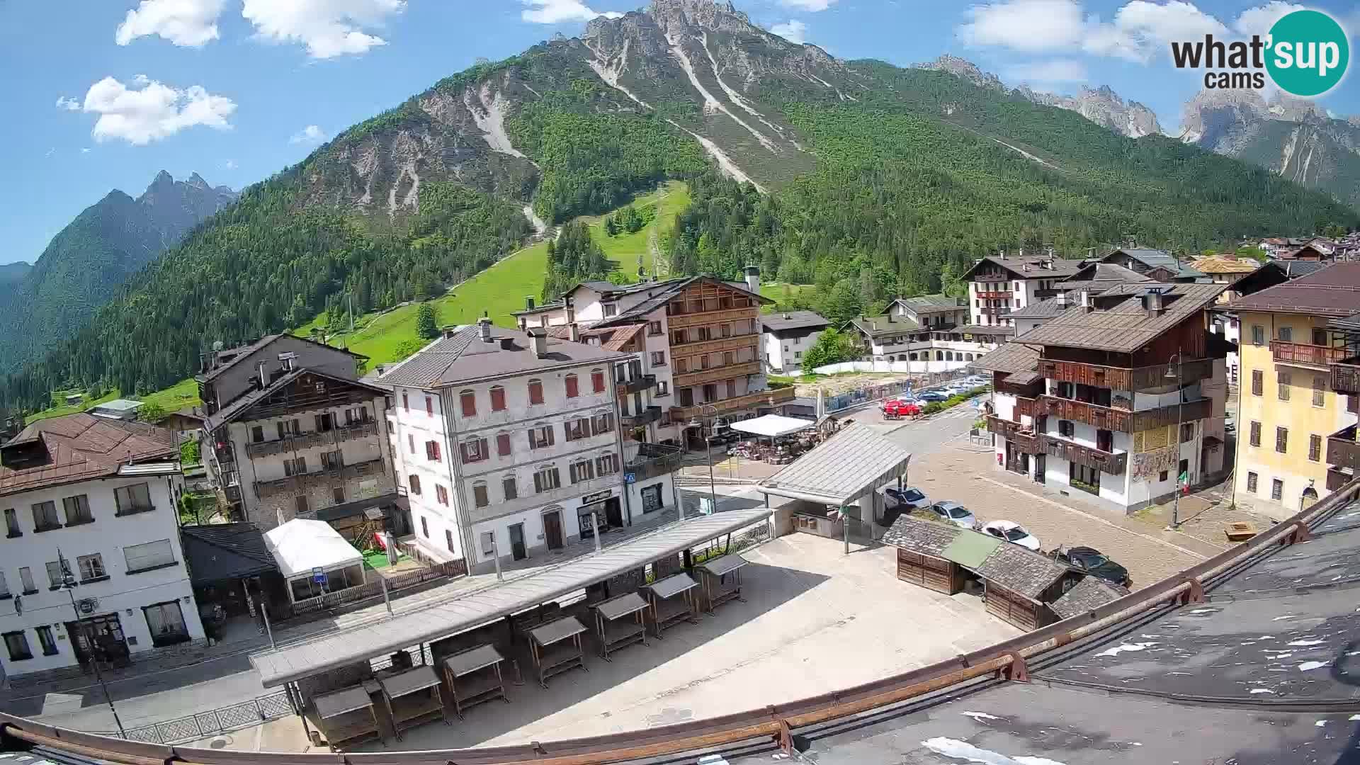 Hauptplatz von Forni di Sopra