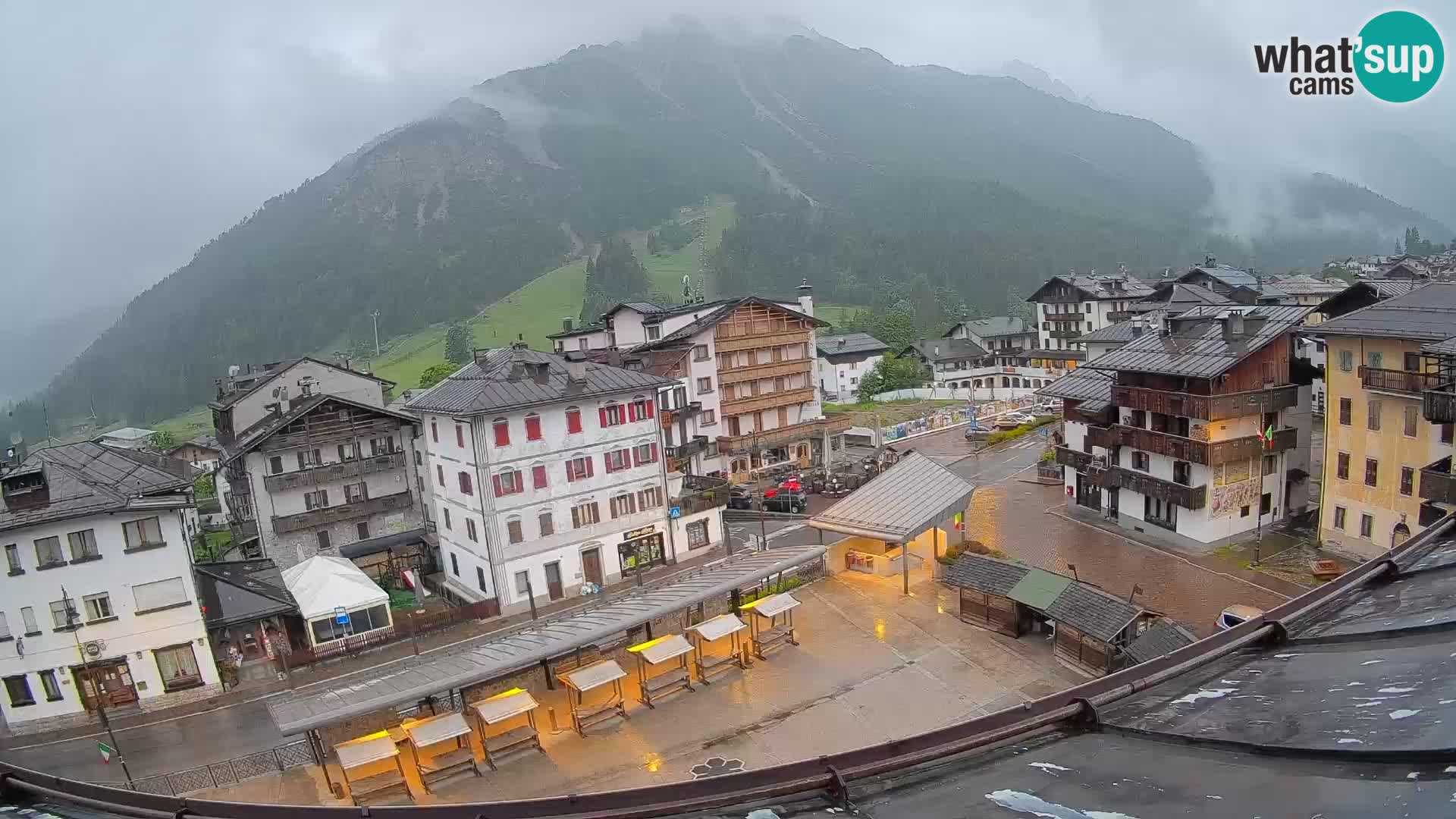 Hauptplatz von Forni di Sopra