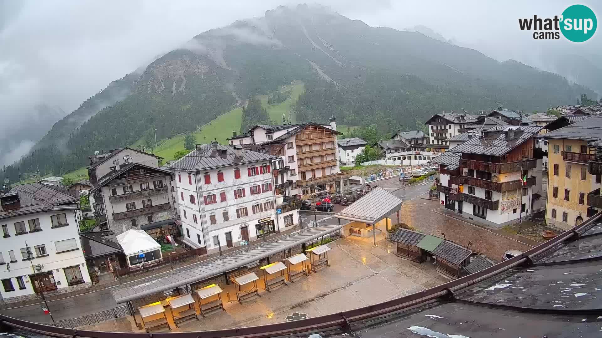 Hauptplatz von Forni di Sopra
