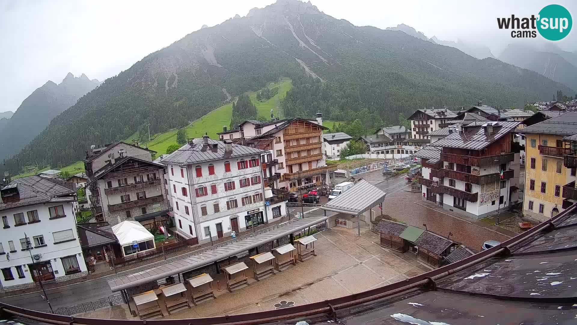 Hauptplatz von Forni di Sopra