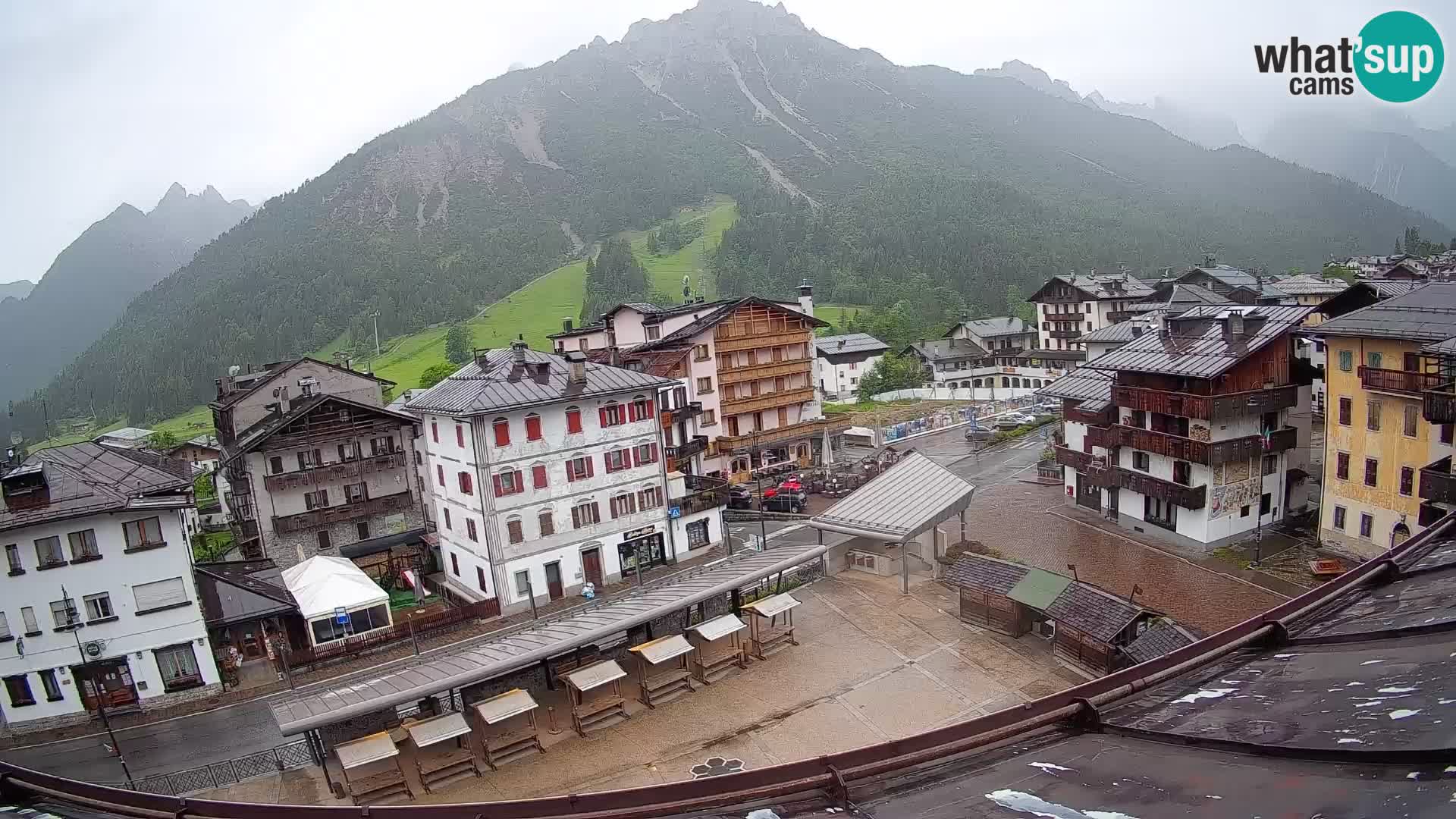 Hauptplatz von Forni di Sopra