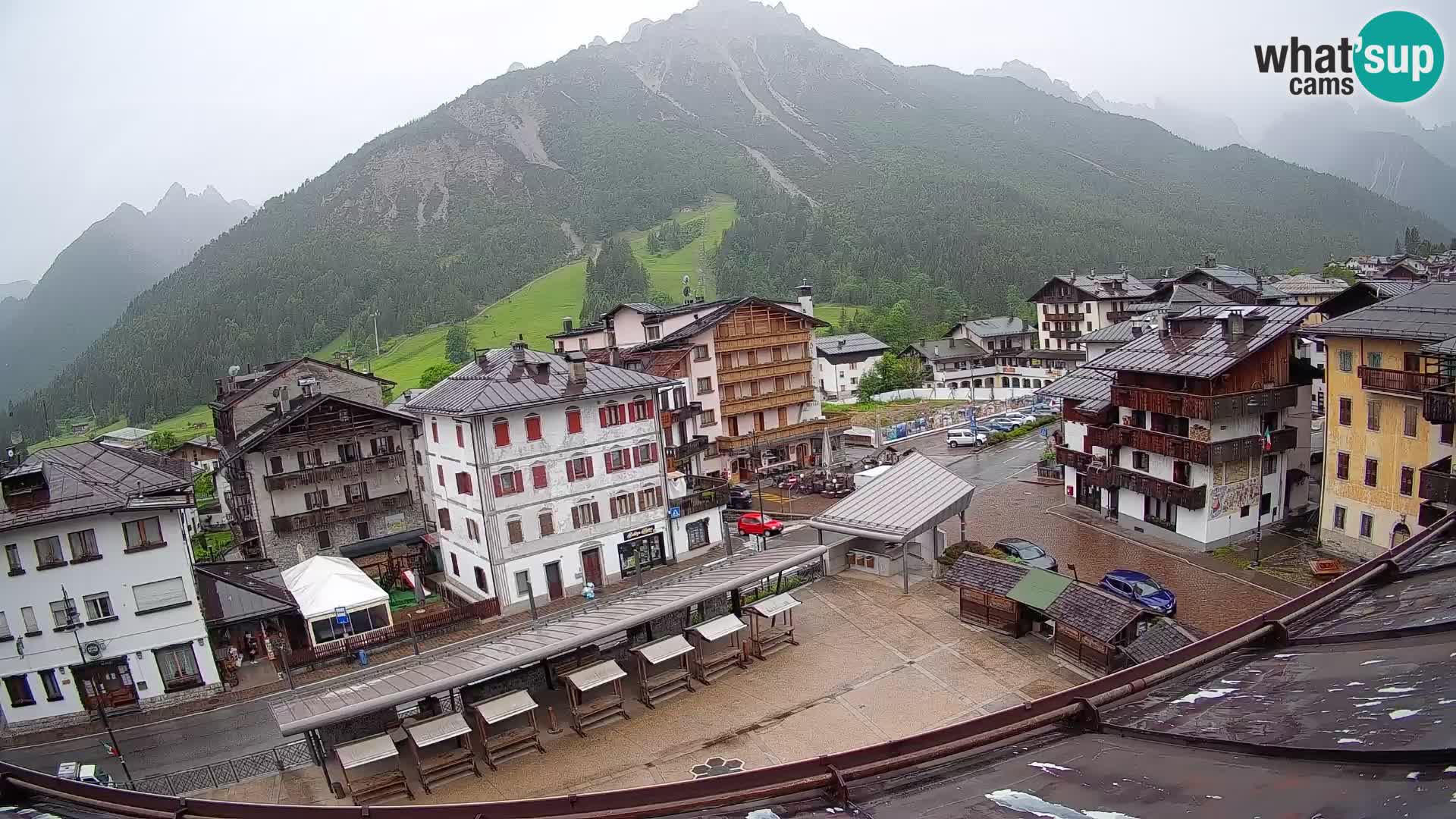 Hauptplatz von Forni di Sopra