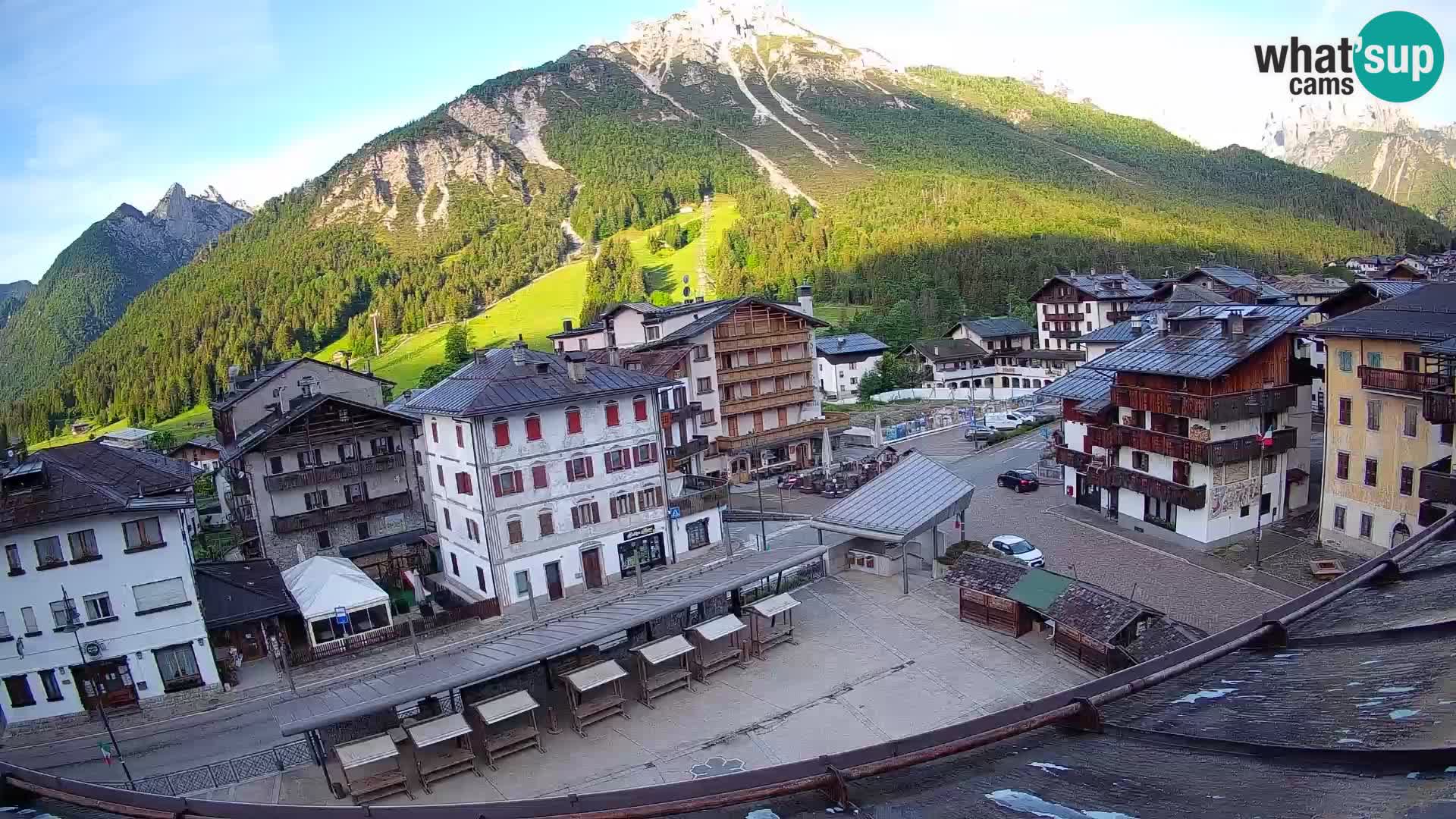 Hauptplatz von Forni di Sopra