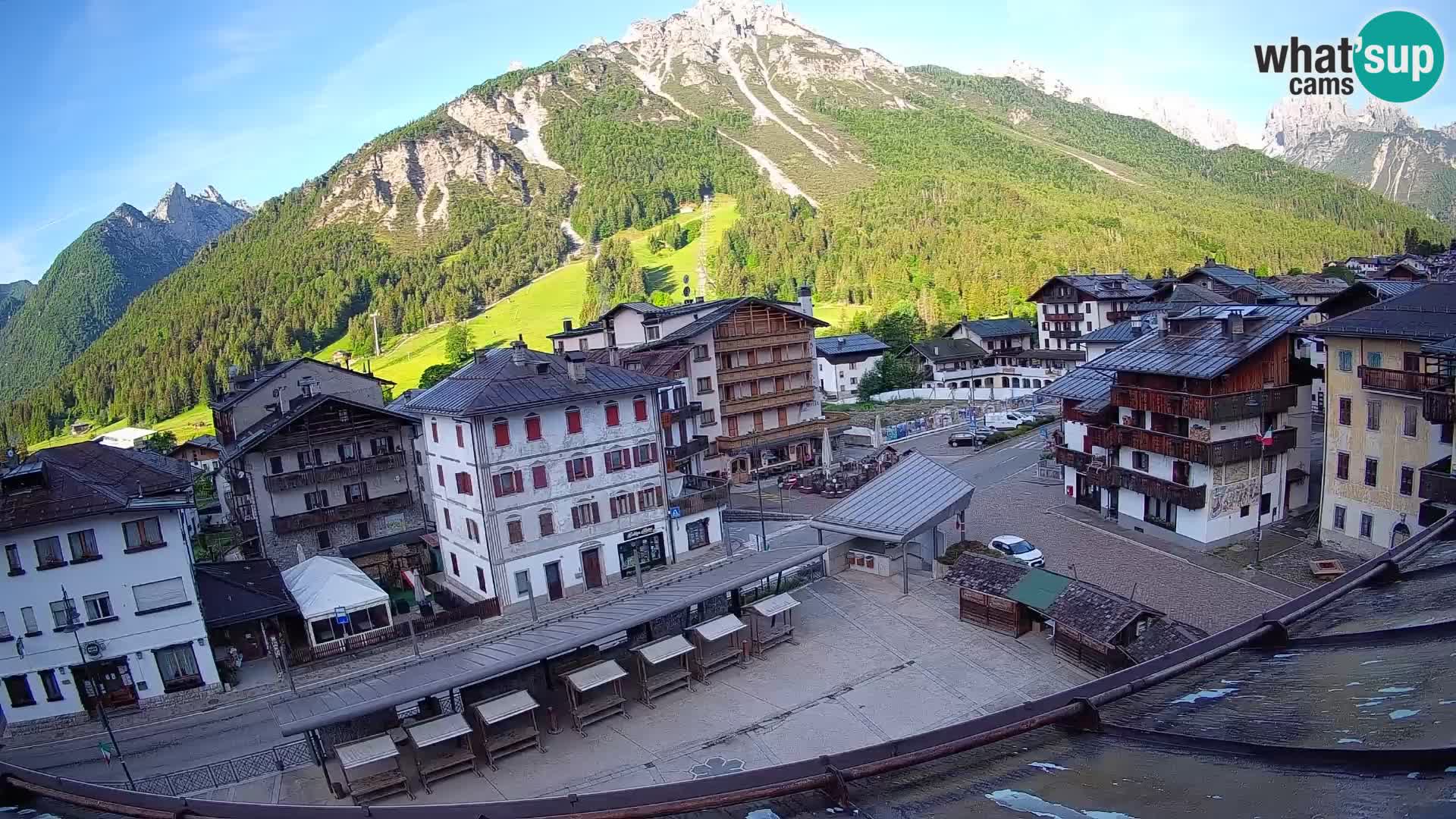 Hauptplatz von Forni di Sopra