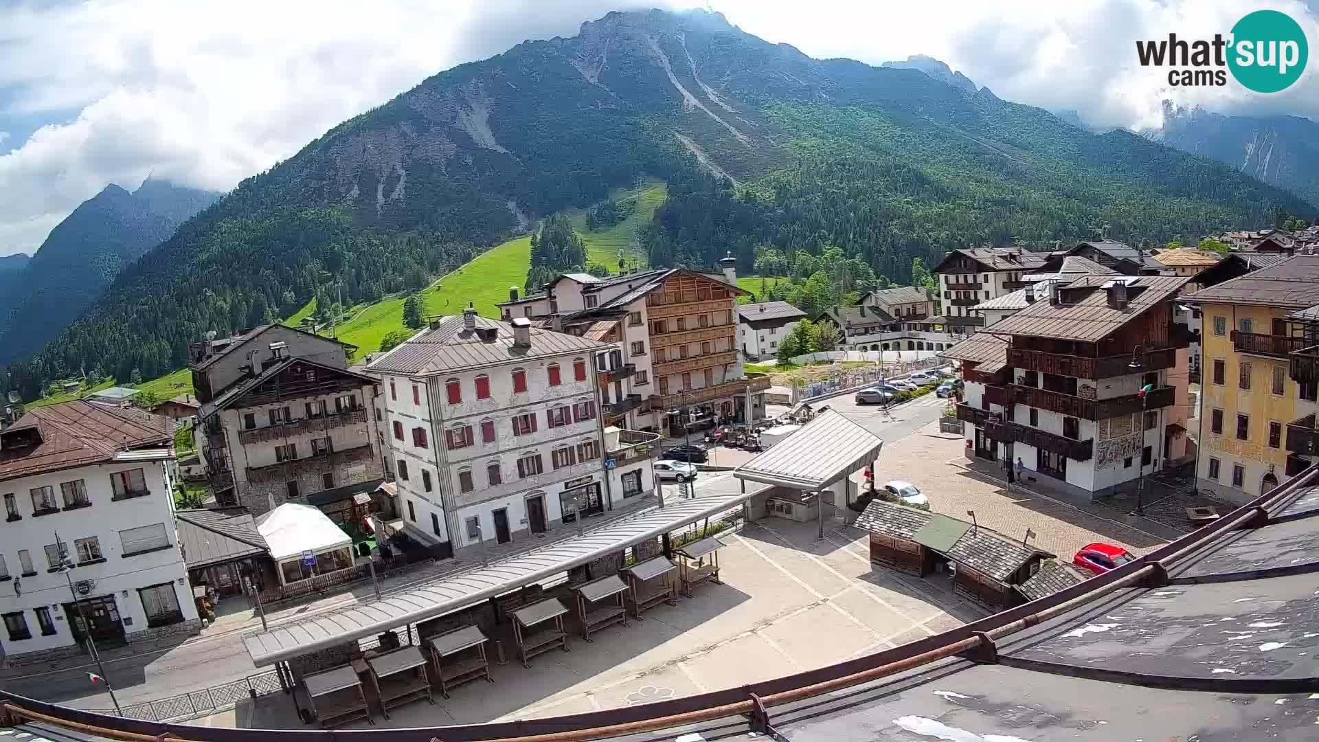 Hauptplatz von Forni di Sopra