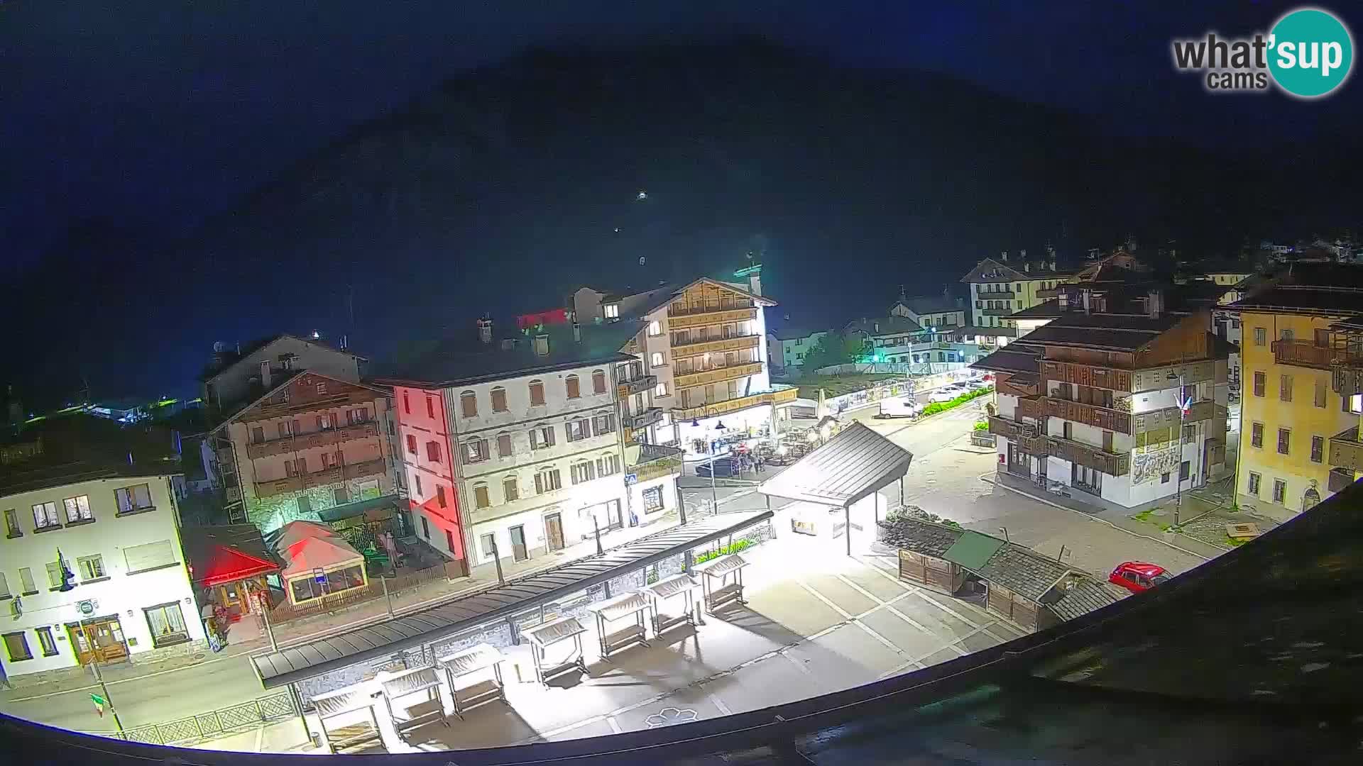 Hauptplatz von Forni di Sopra
