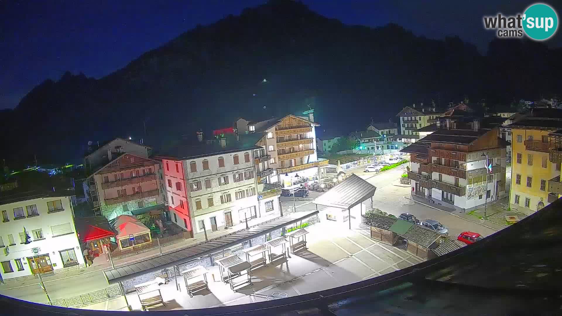 Hauptplatz von Forni di Sopra