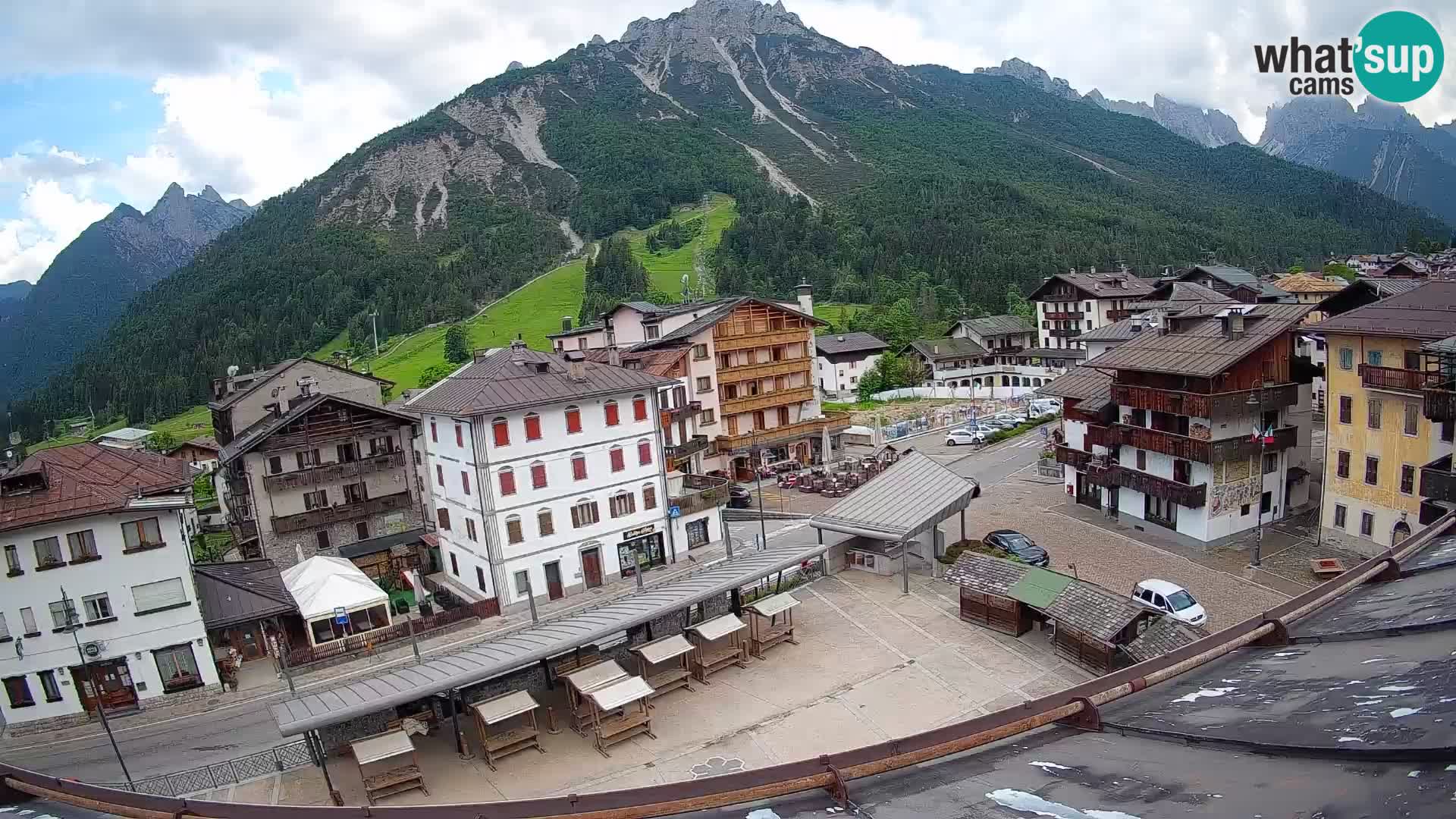Hauptplatz von Forni di Sopra
