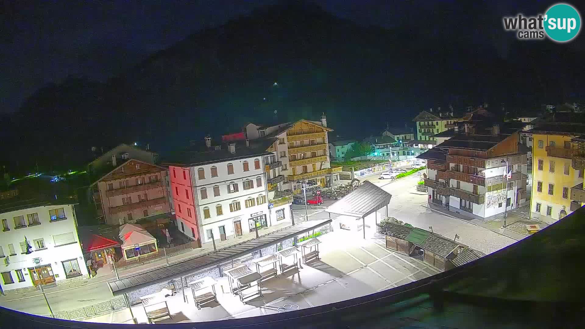 Hauptplatz von Forni di Sopra